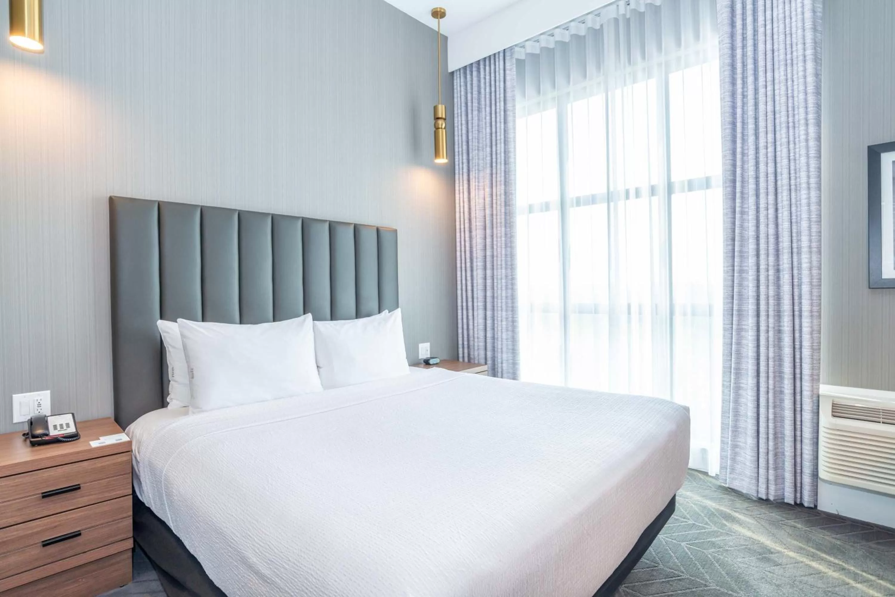 Standard Suite, 1 King Bed, Sofa Bed, Kitchenette in Sandman Signature Sherwood Park Hotel