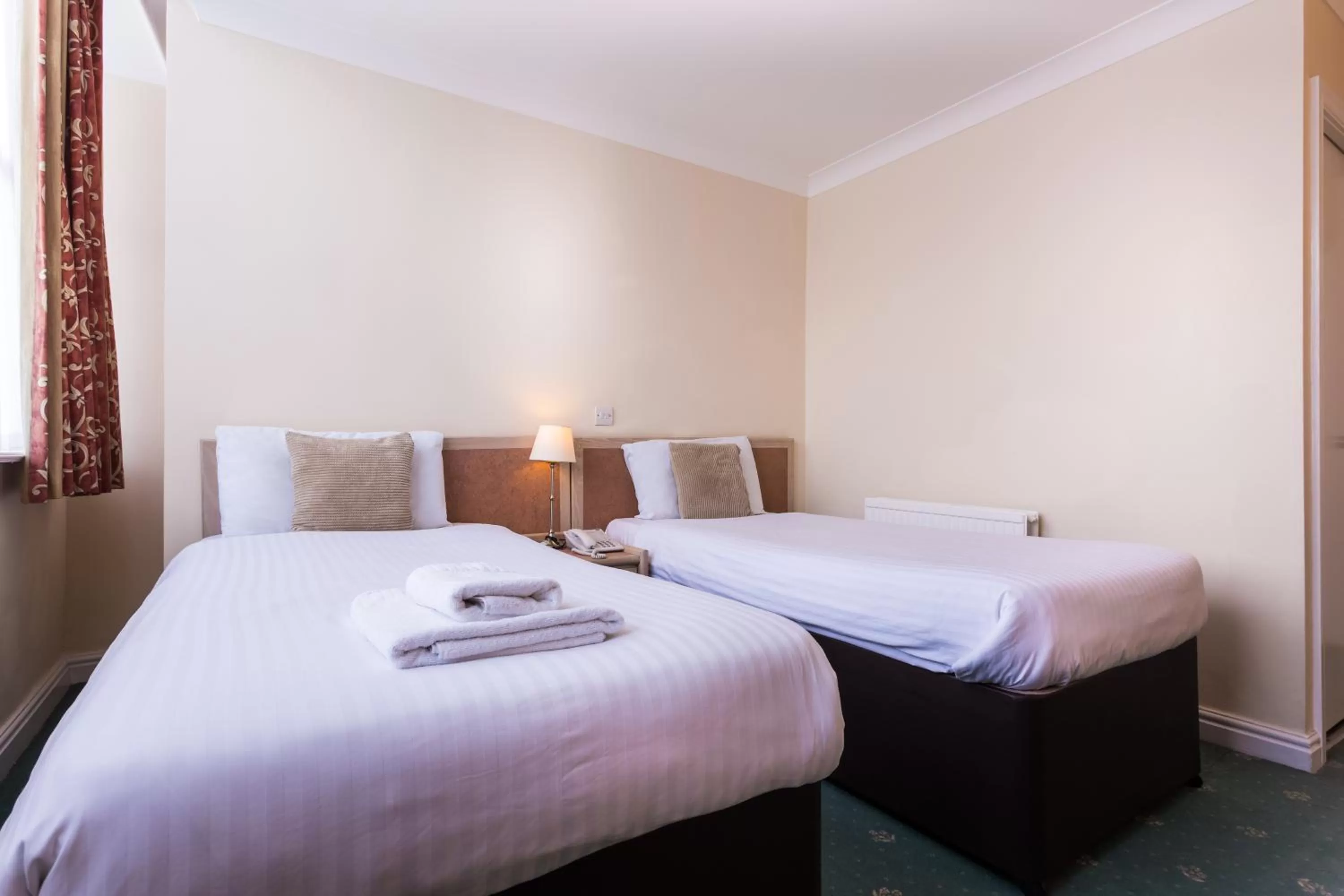 Twin Room in The Gardens Hotel