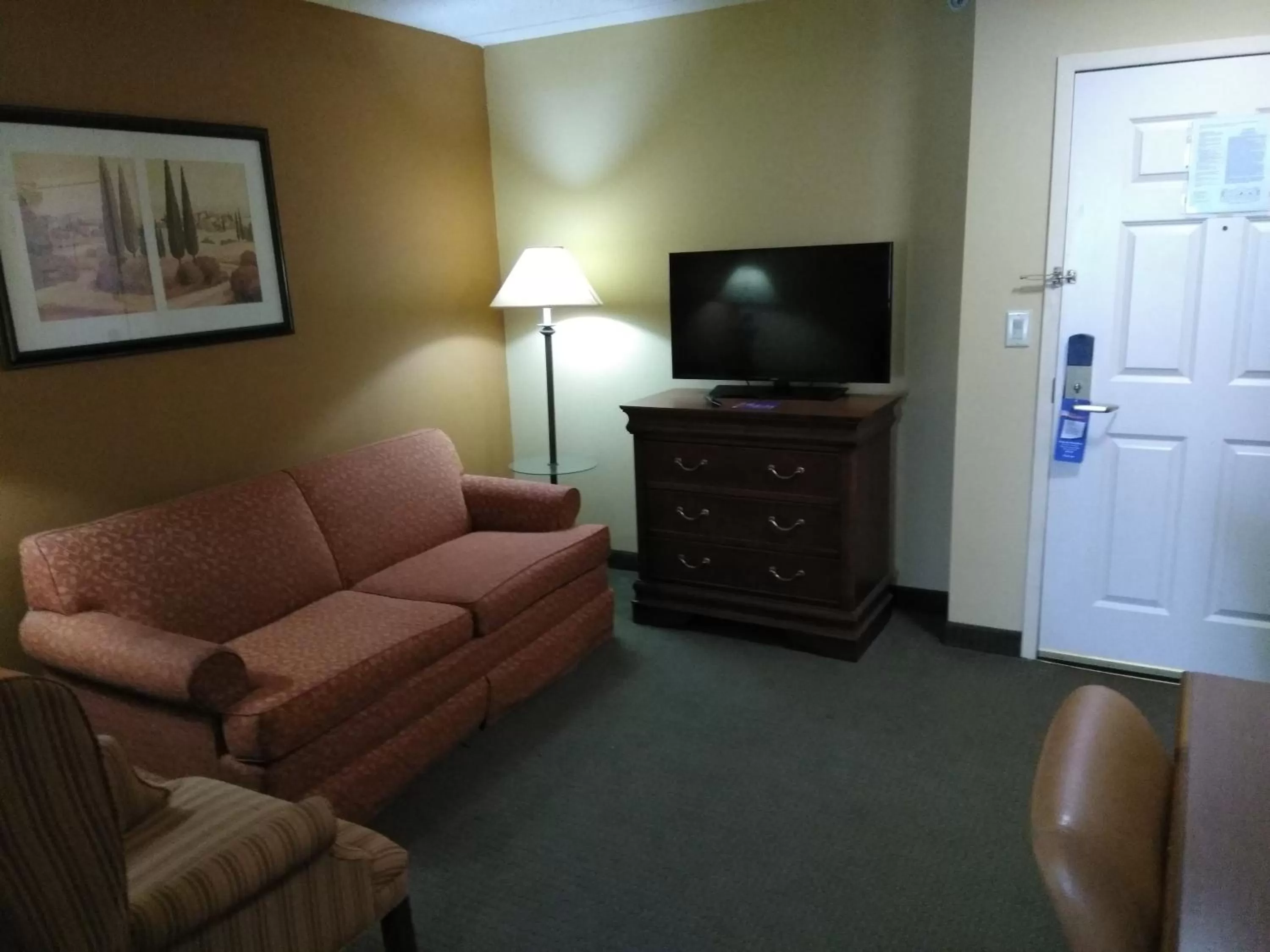 One-Bedroom Suite with Two Queen Beds - Non-Smoking in Baymont by Wyndham Clinton