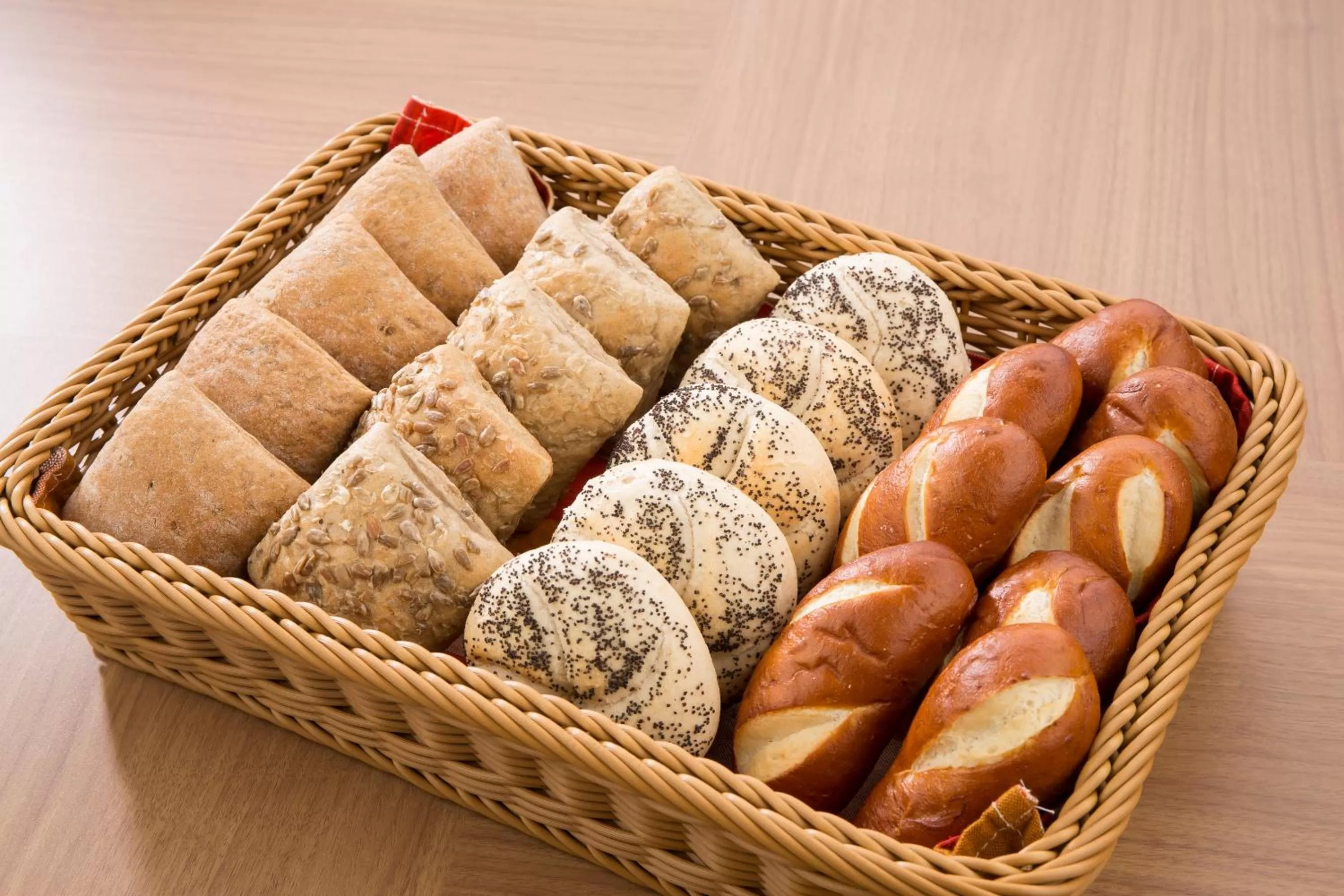 Buffet breakfast in Hotel Route-Inn Ena