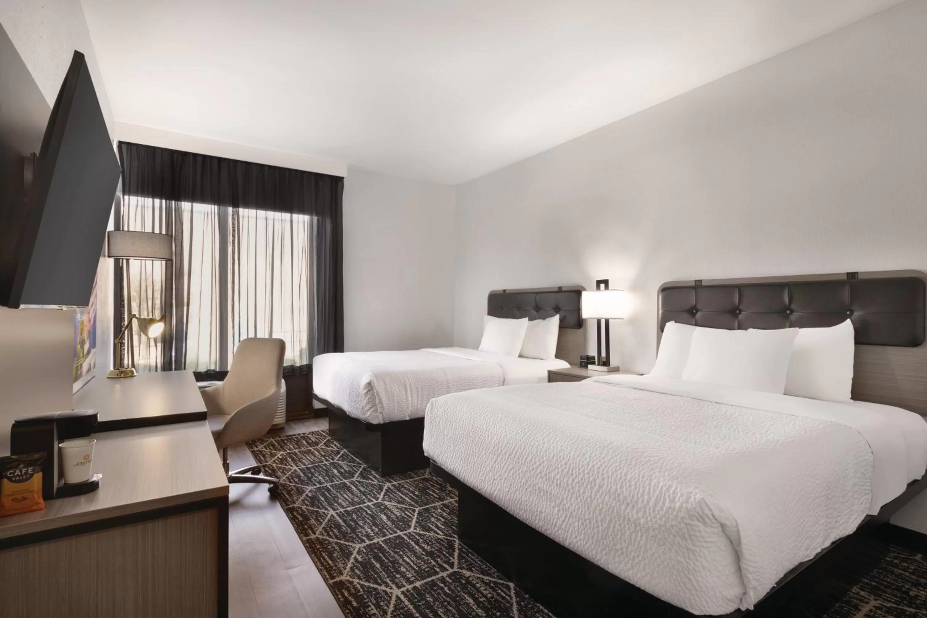 Queen Room with Two Queen Beds - Non-Smoking in La Quinta inn & suites by Wyndham Dothan