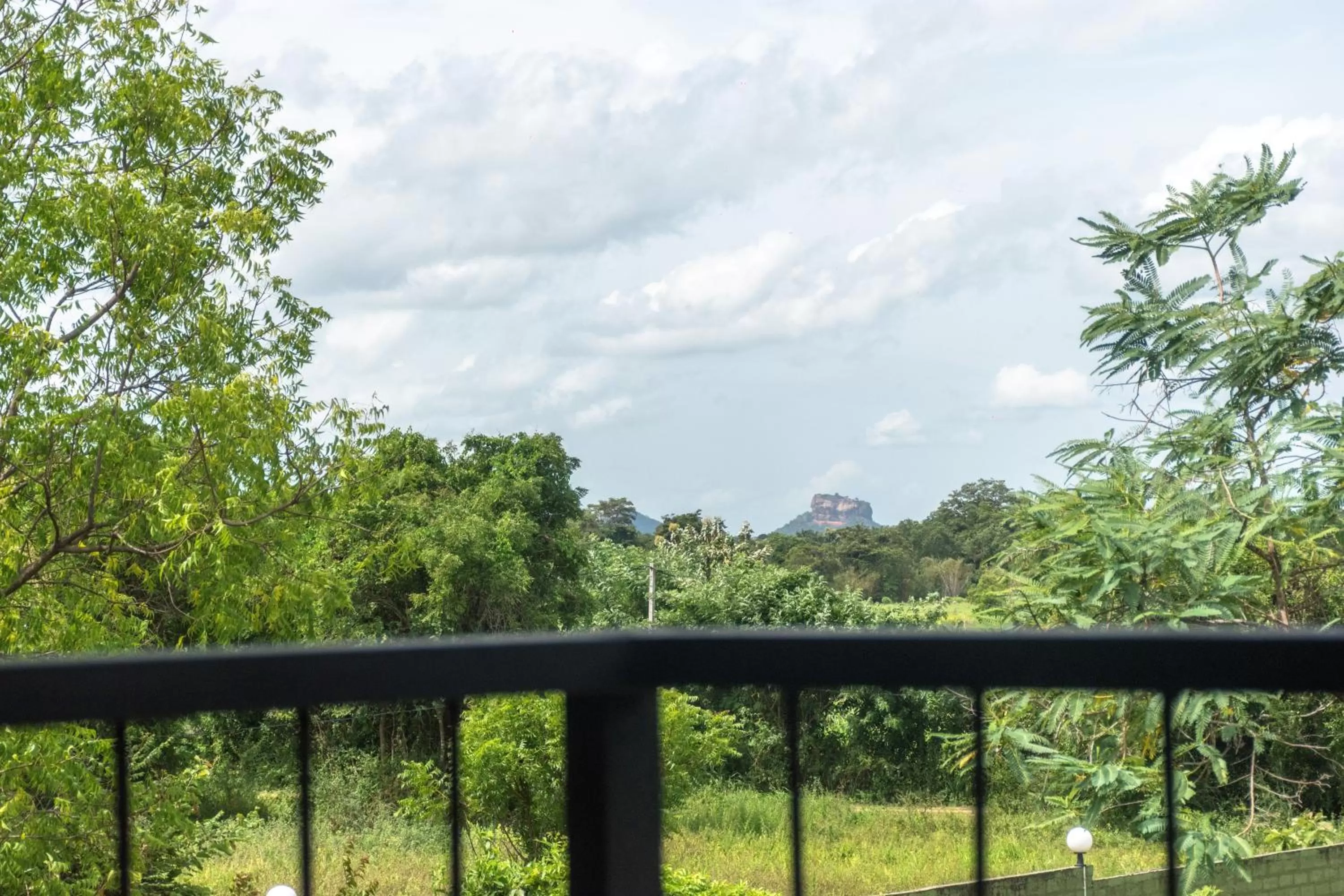 Deluxe King Room - single occupancy in Nice Place Resort