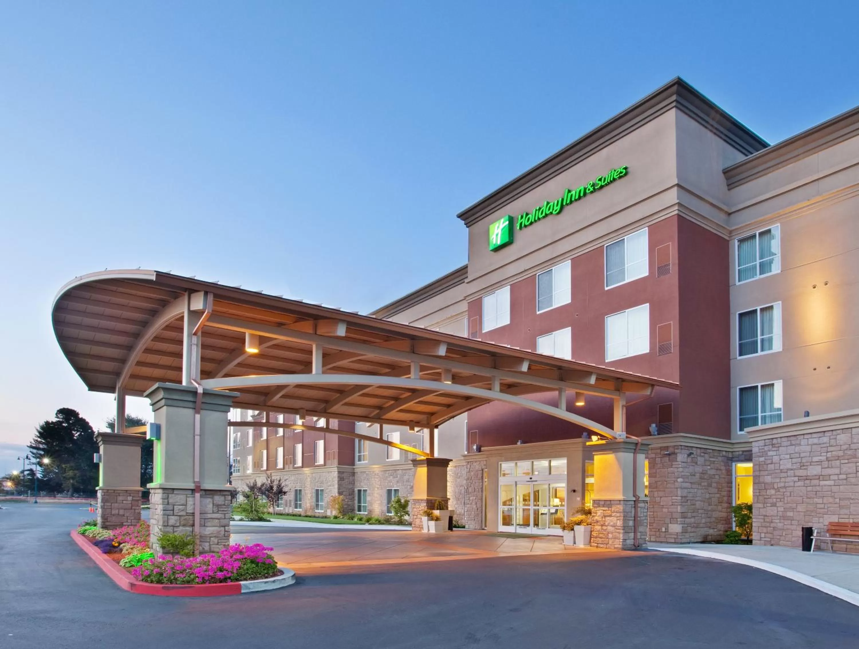 Holiday Inn Oakland Airport by IHG