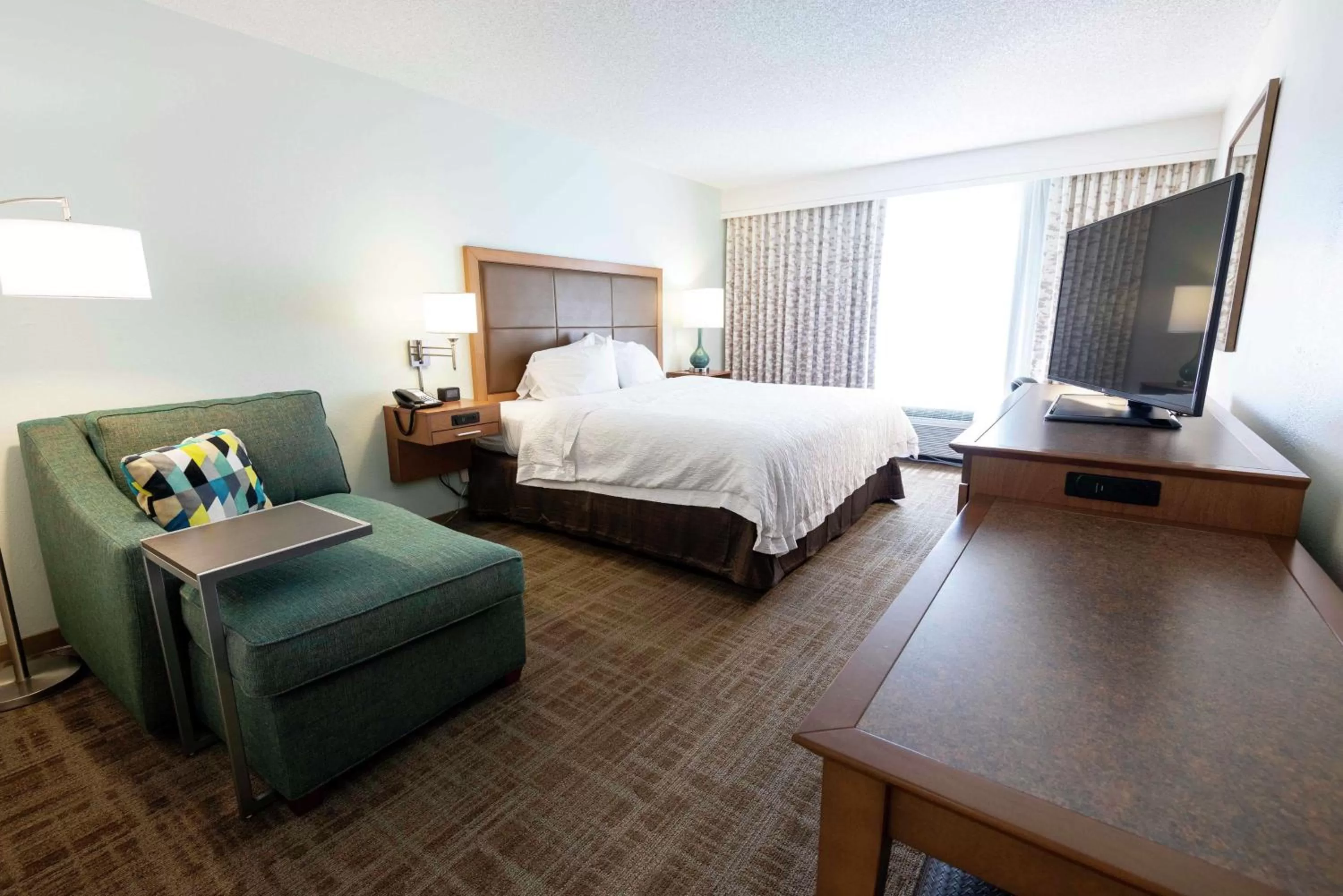 King Room - Non-Smoking in Hampton Inn Boca Raton