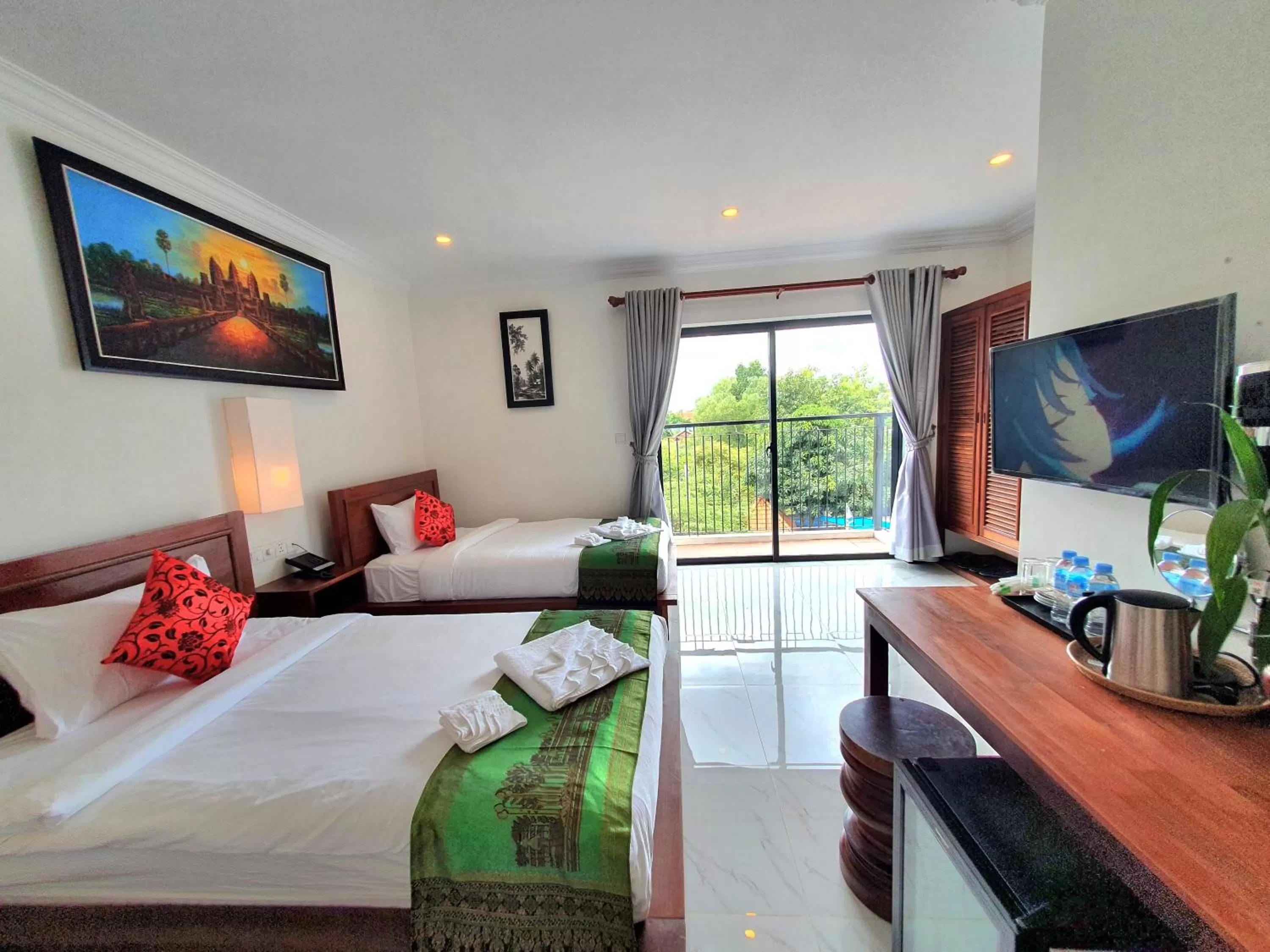 Deluxe Twin Room in Long Night Siem Reap Hotel