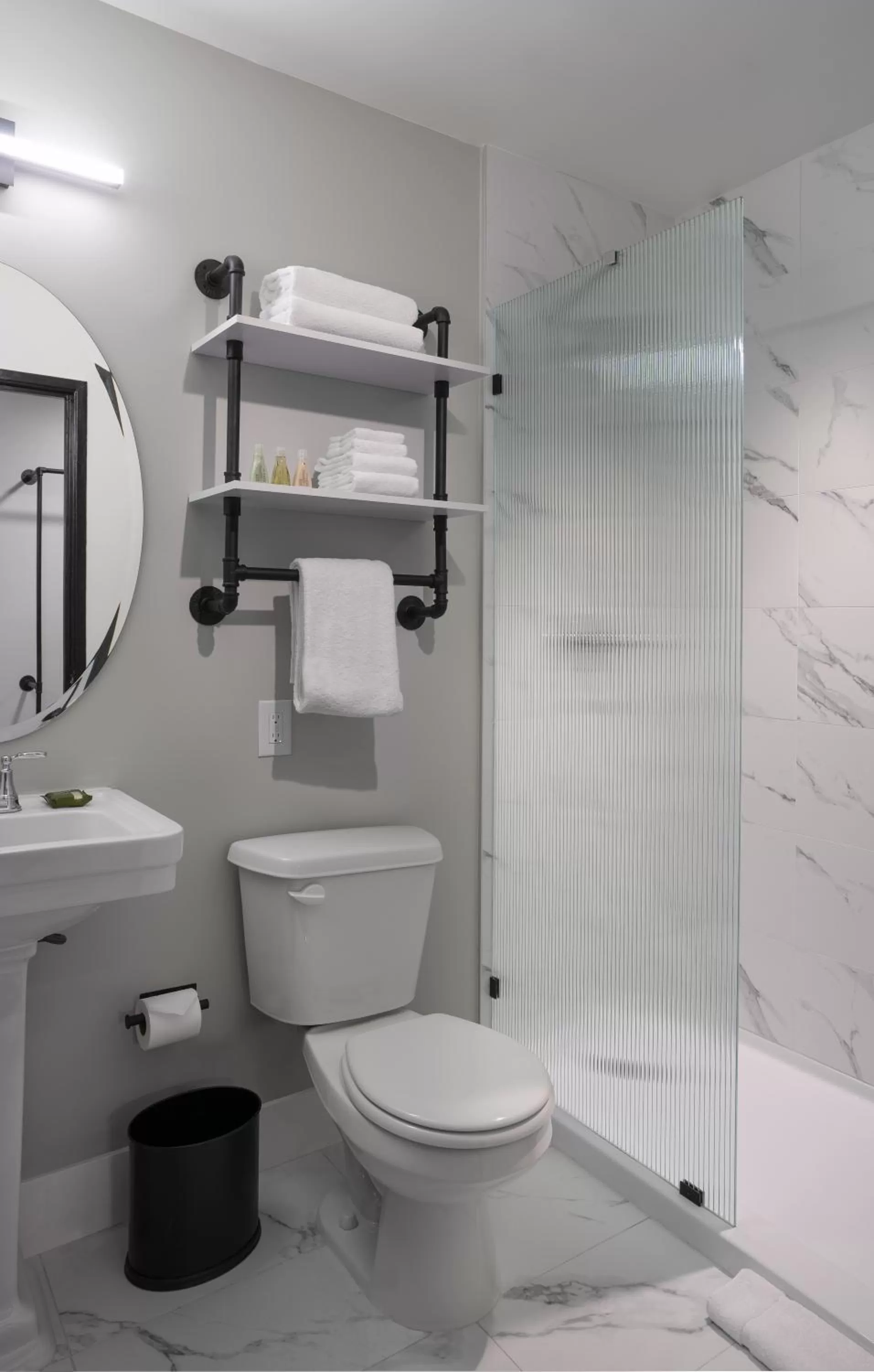 Deluxe King Room in The Lexi Las Vegas