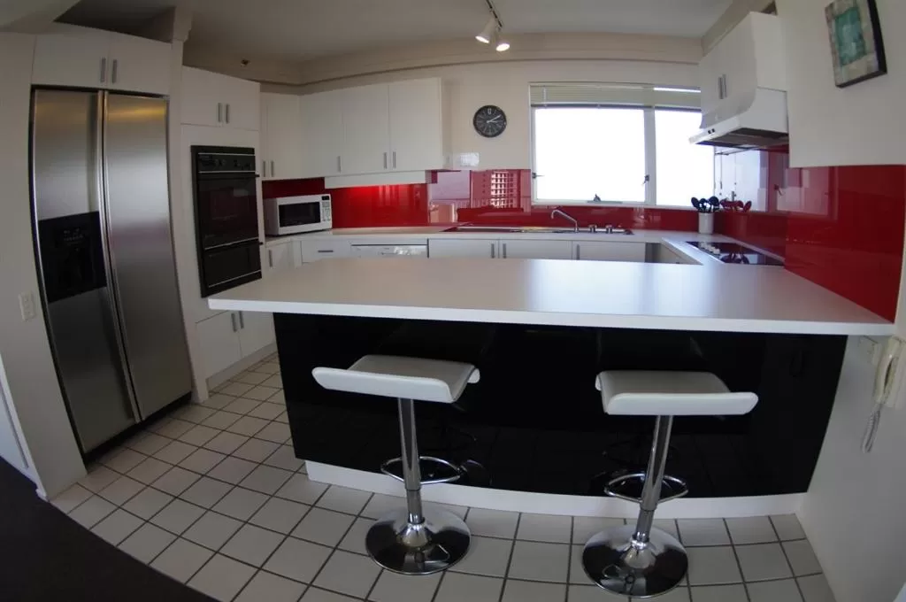 Superior Two-Bedroom Two-Bathroom Apartment in Marriner Views