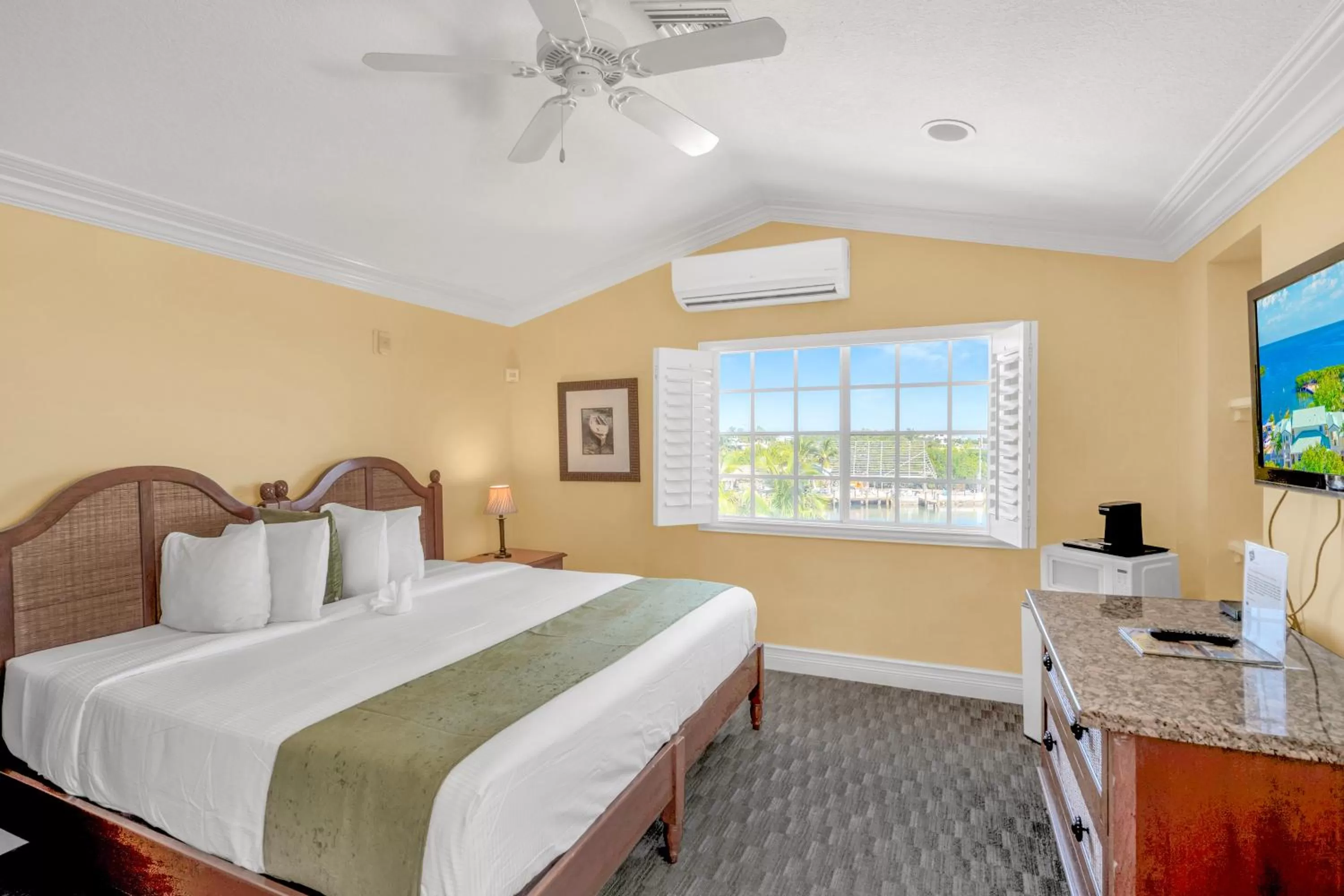 Deluxe King Room with Ocean View - Non-Smoking in Dove Creek Resort & Marina, Trademark Collection by Wyndham