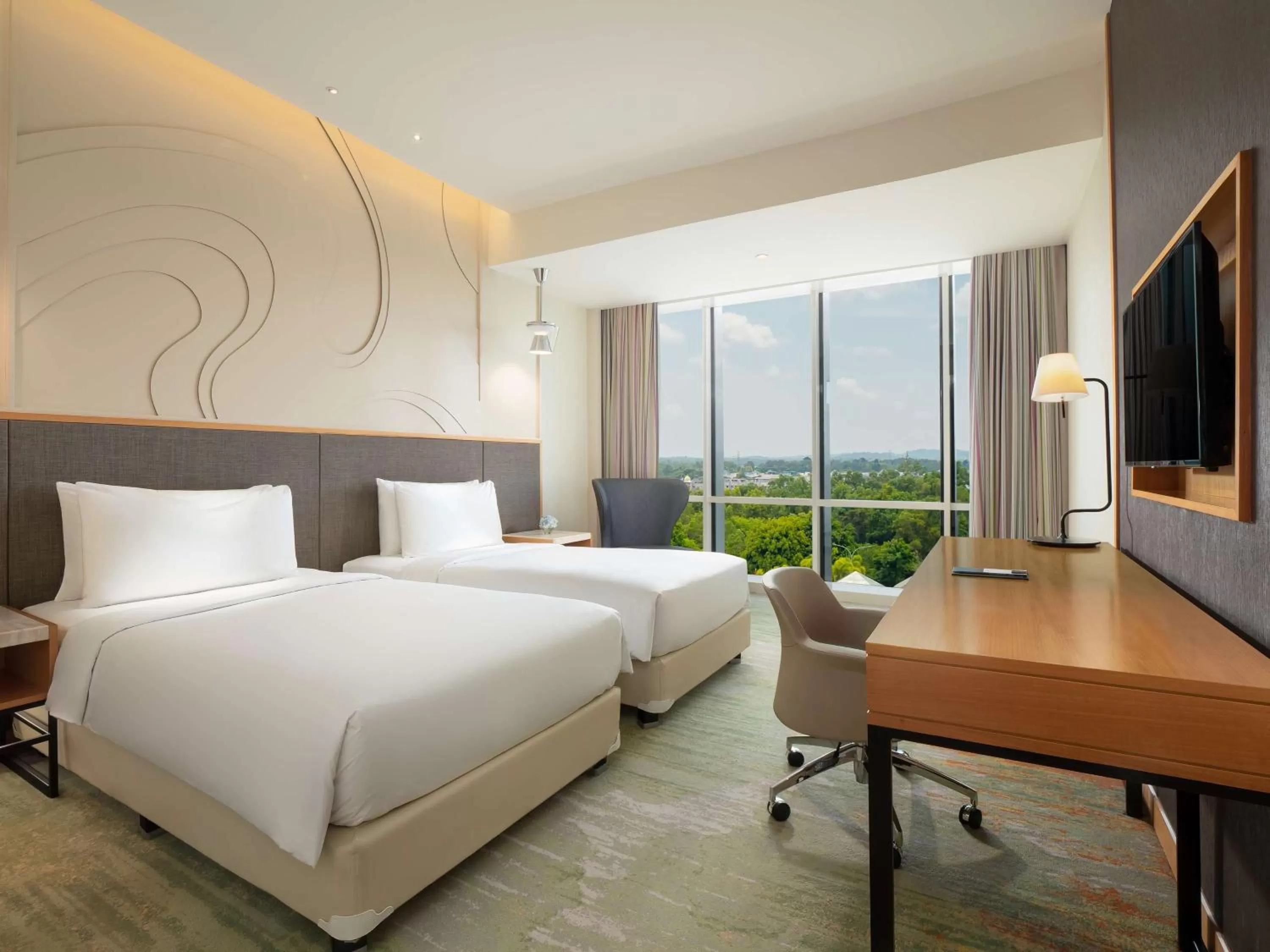 Superior Room with City View in Radisson Golf & Convention Center Batam