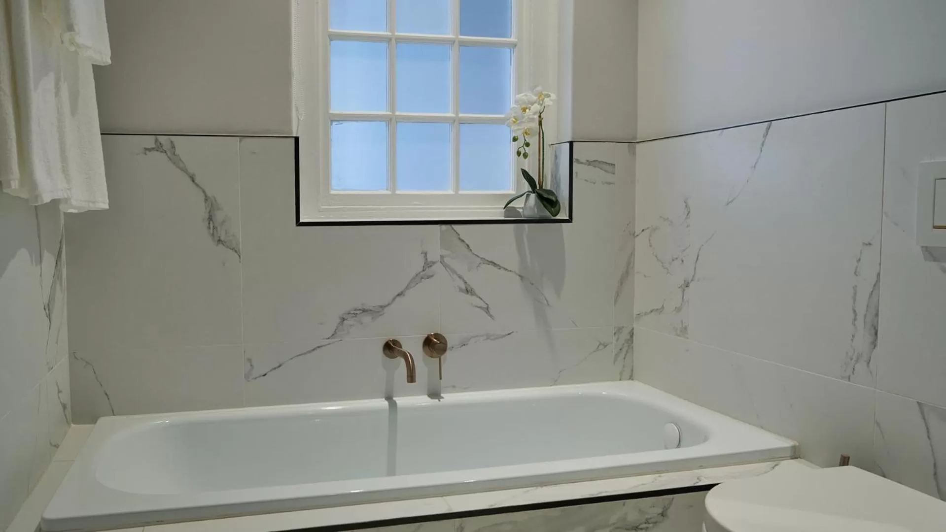 Junior Suite - single occupancy in The Winchester Hotel by NEWMARK