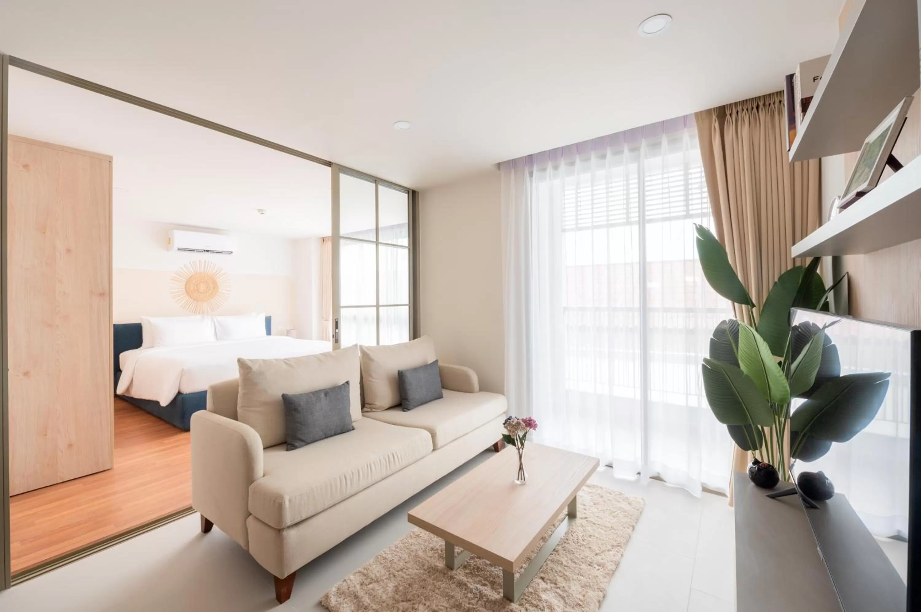 Double Room with Balcony in HOMA Si Racha