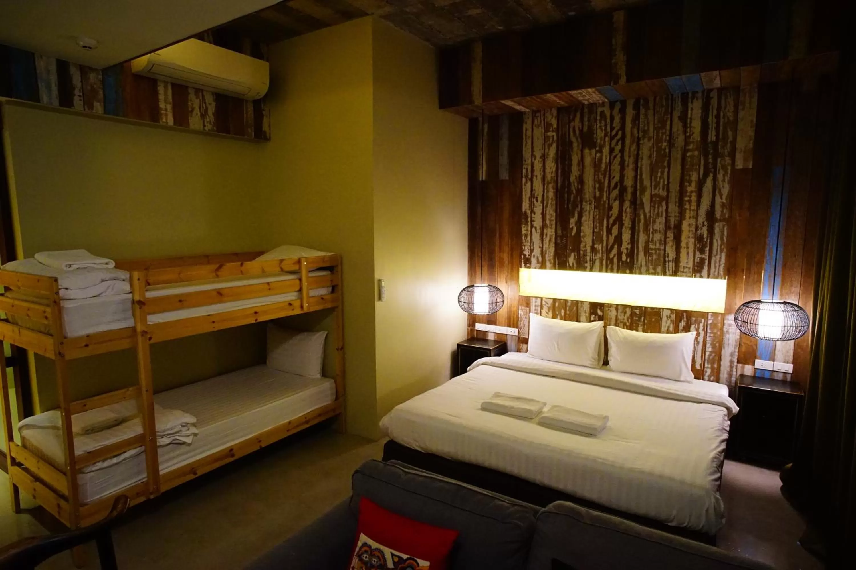 Family Room - Street View in Villa Bangkok