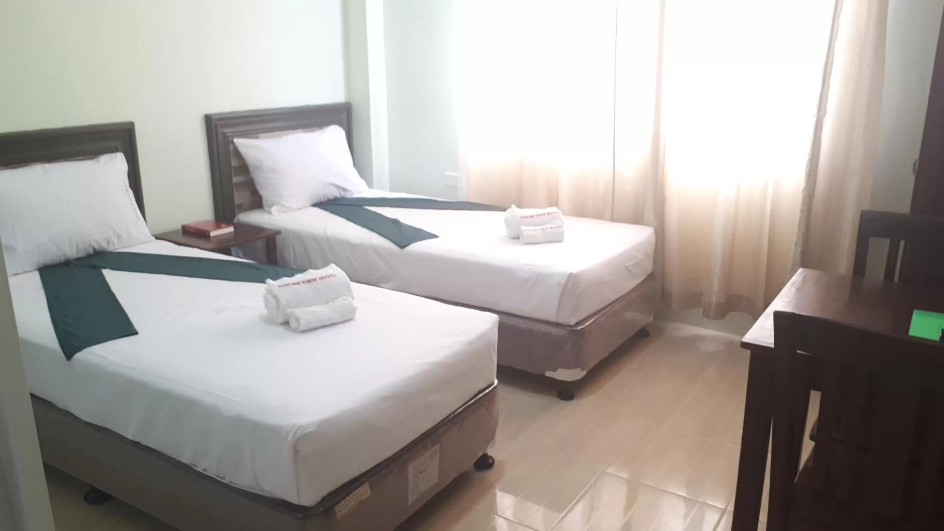 Deluxe Twin Room in Adams View Hotel