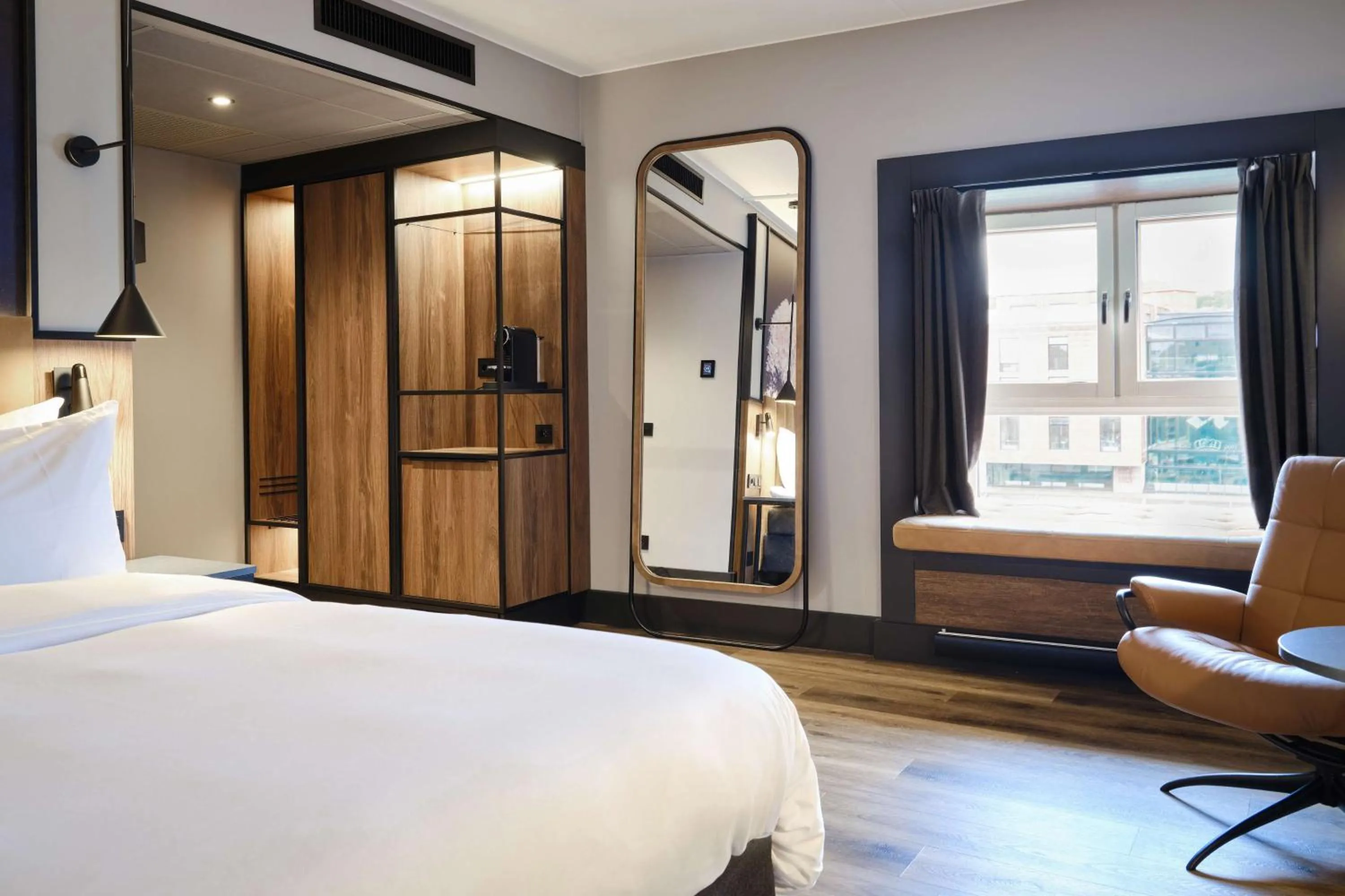 Superior Room with River view in Radisson Blu Royal Garden Hotel, Trondheim