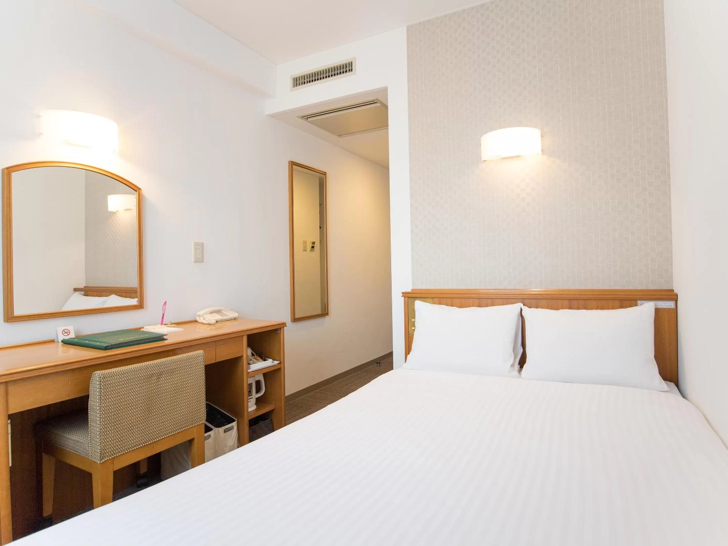 Double Room with Small Double Bed - Non Smoking in Hotel Belleview Nagasaki Dejima