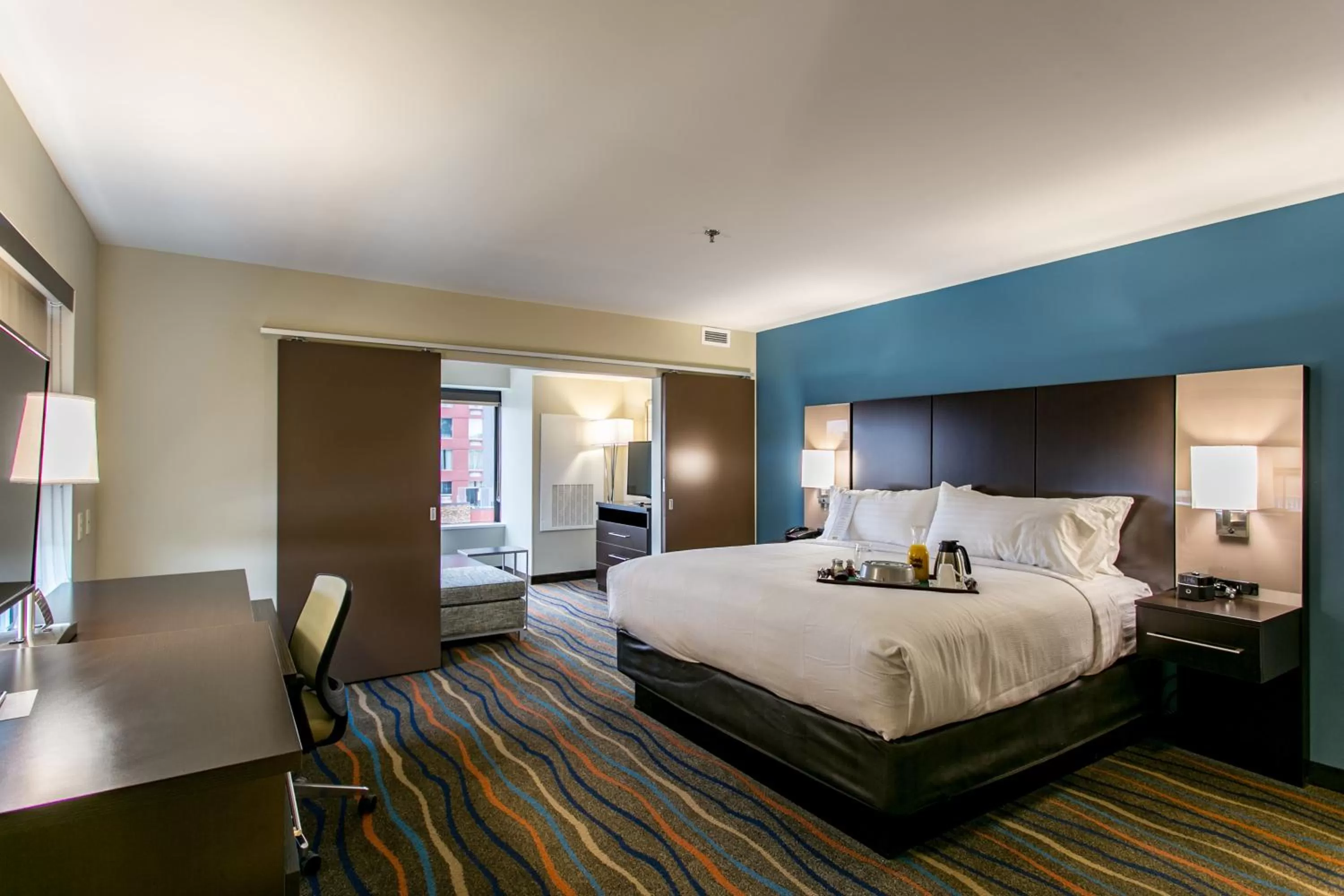 One-Bedroom King Suite with Sofa Bed in Holiday Inn Hotel & Suites Chattanooga by IHG
