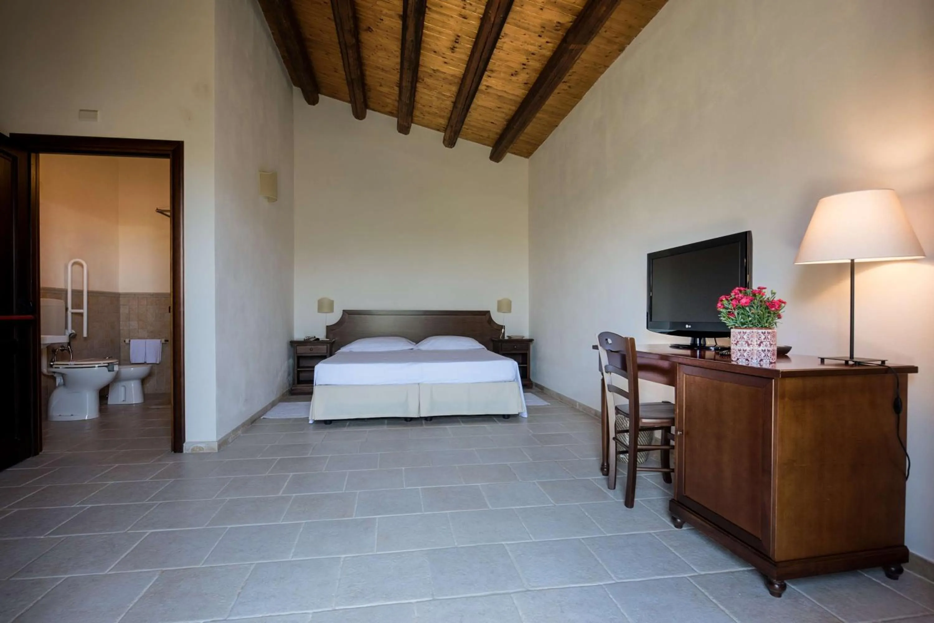 Standard Queen Room in La Dimora di Spartivento - BW Signature Collection