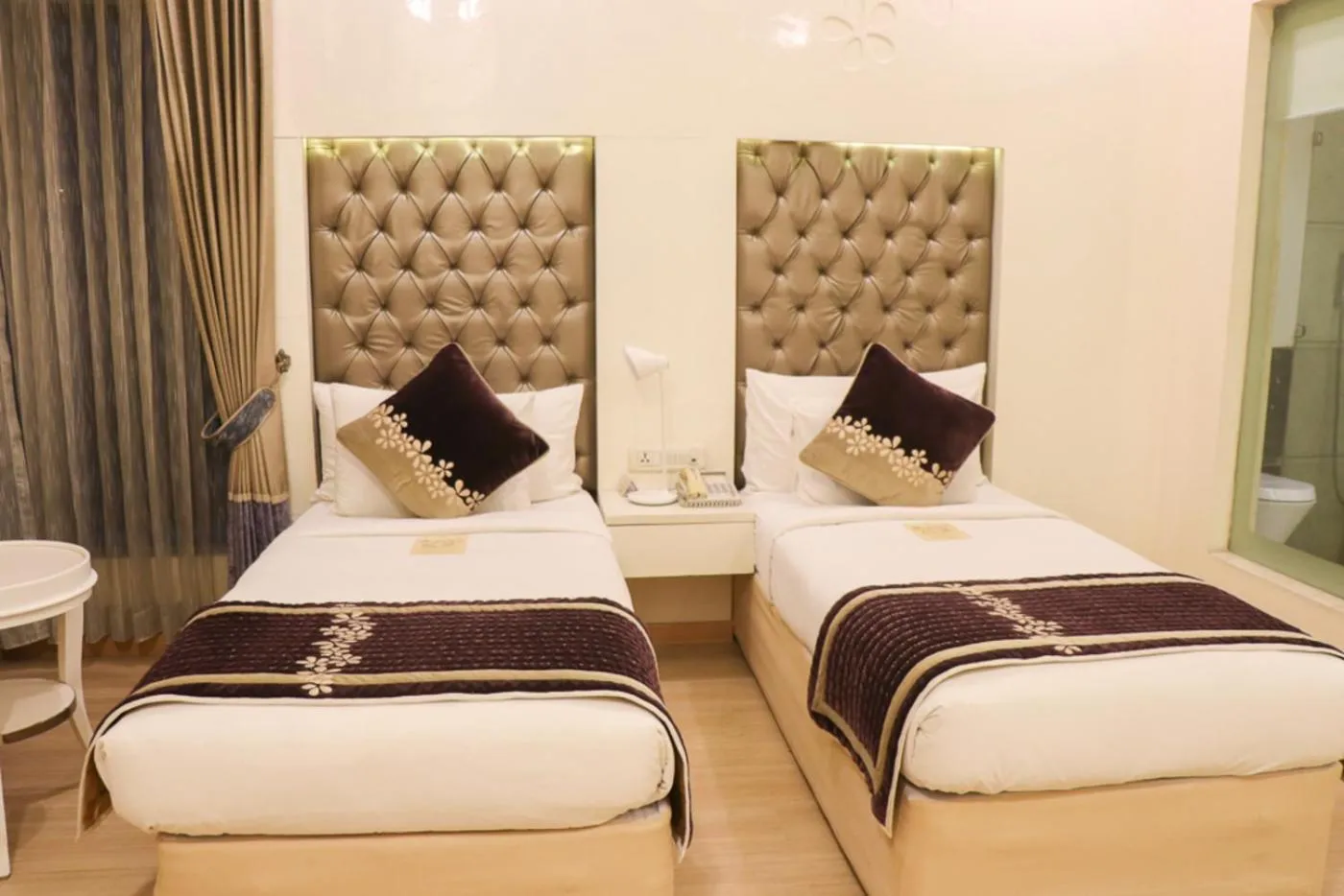 Deluxe Room - single occupancy in Hotel Eternity