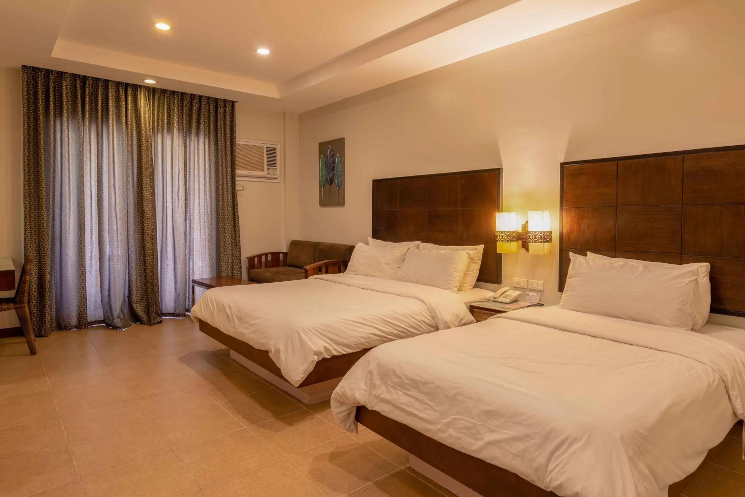 Deluxe Twin Room in MO2 Lagoon Coron