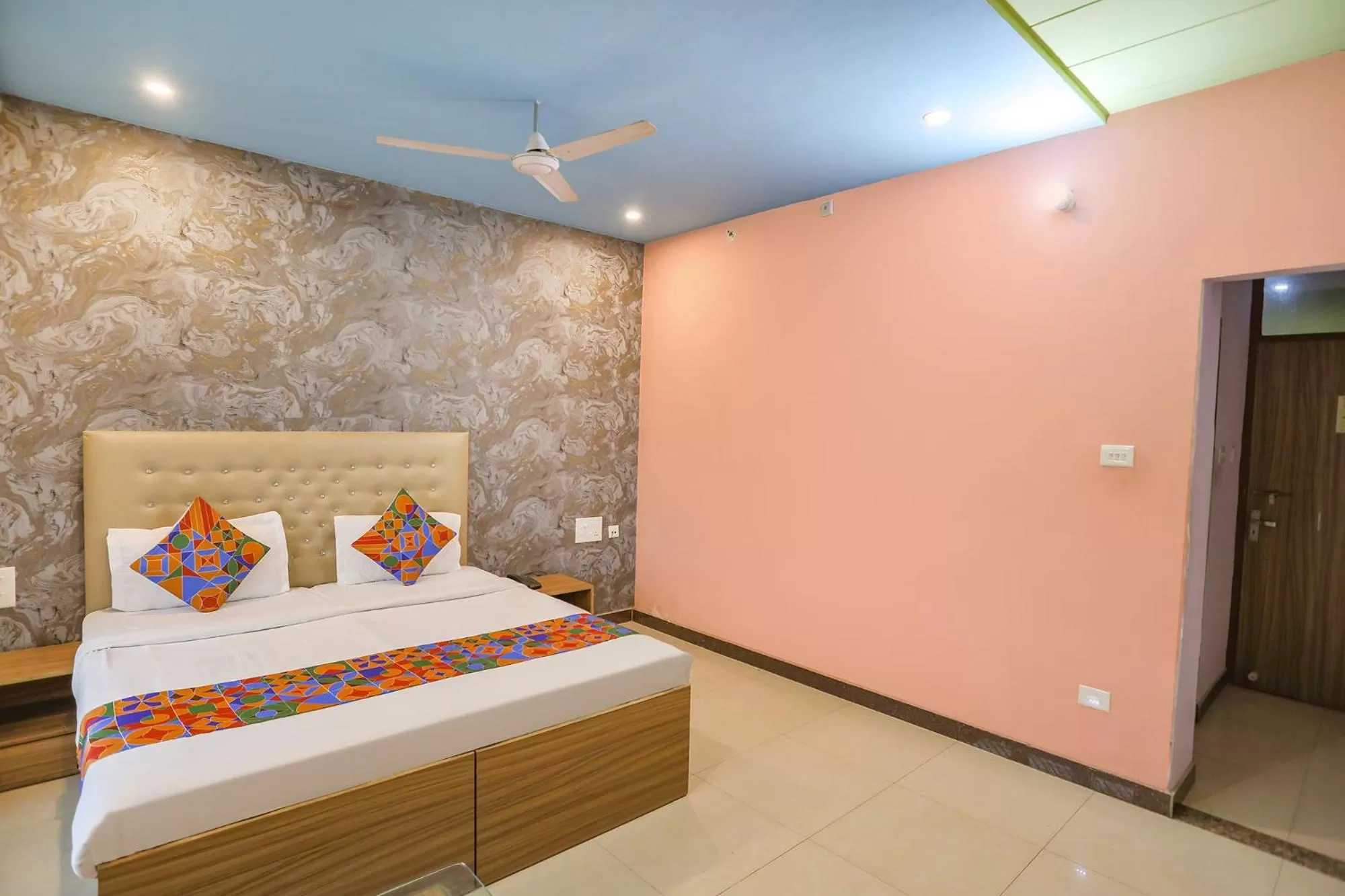 Deluxe Room - single occupancy in FabHotel Kriti Green