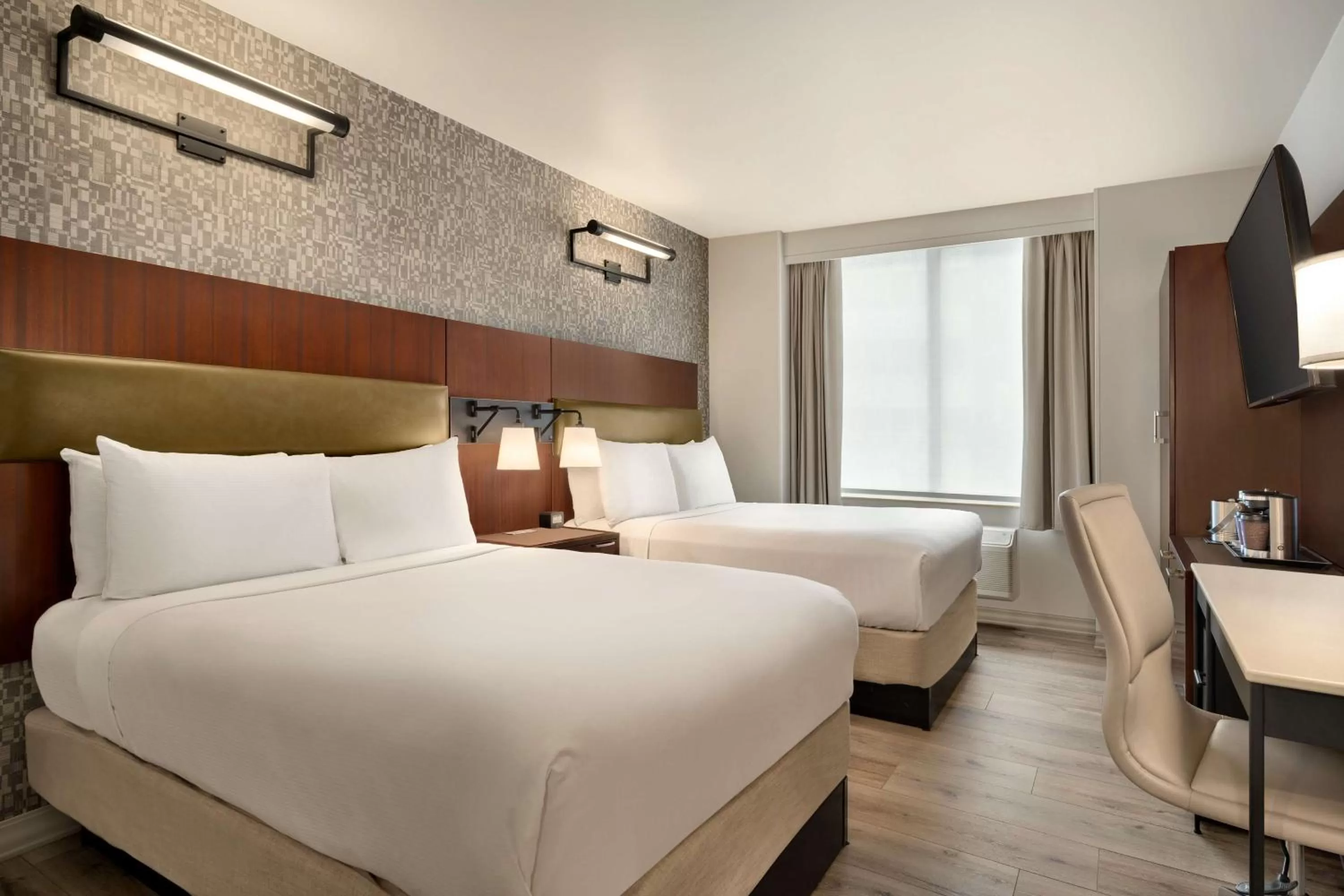 Double Room with Two Double Beds in DoubleTree by Hilton New York Downtown