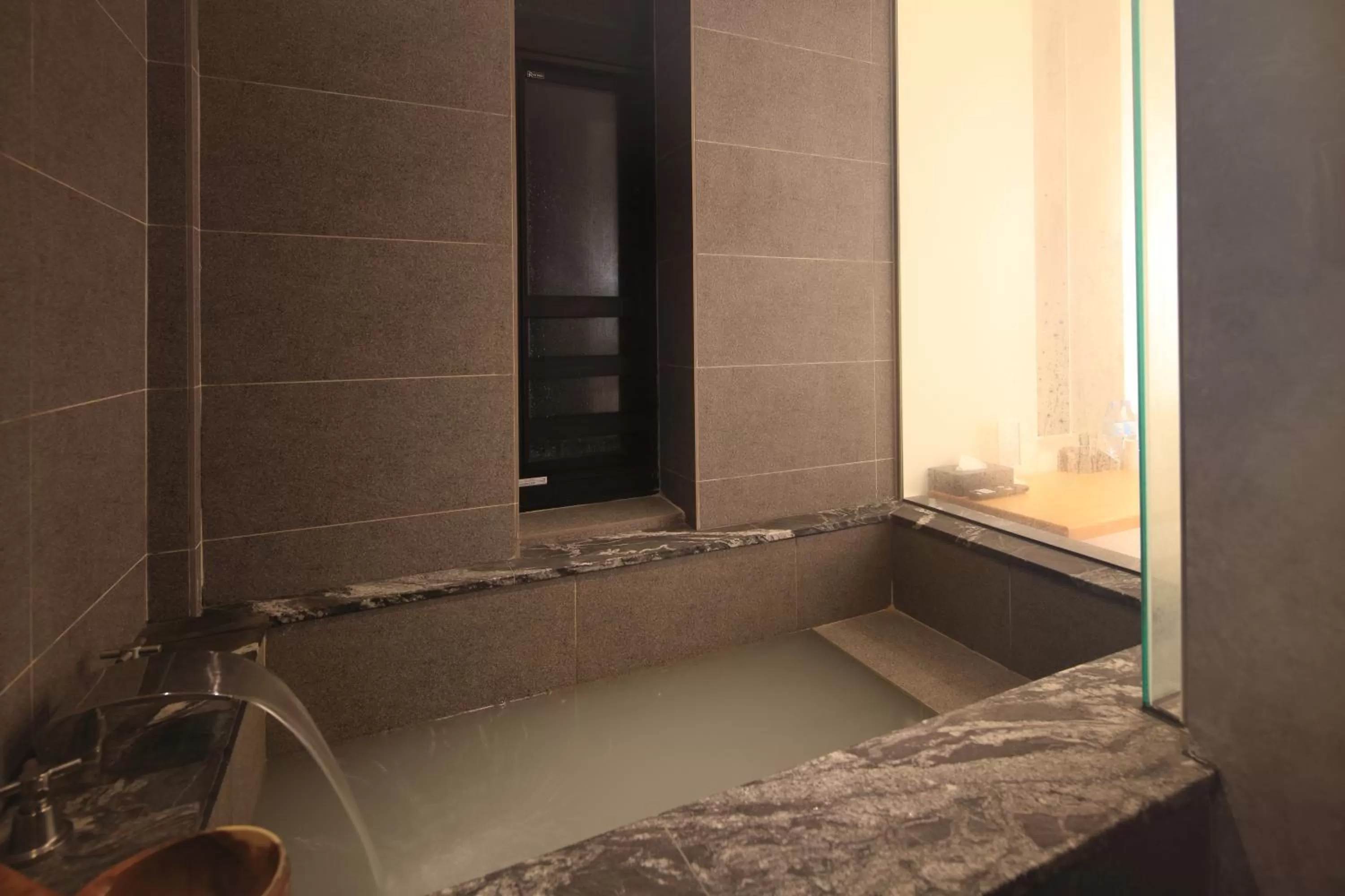 Economy Double Room in Water House