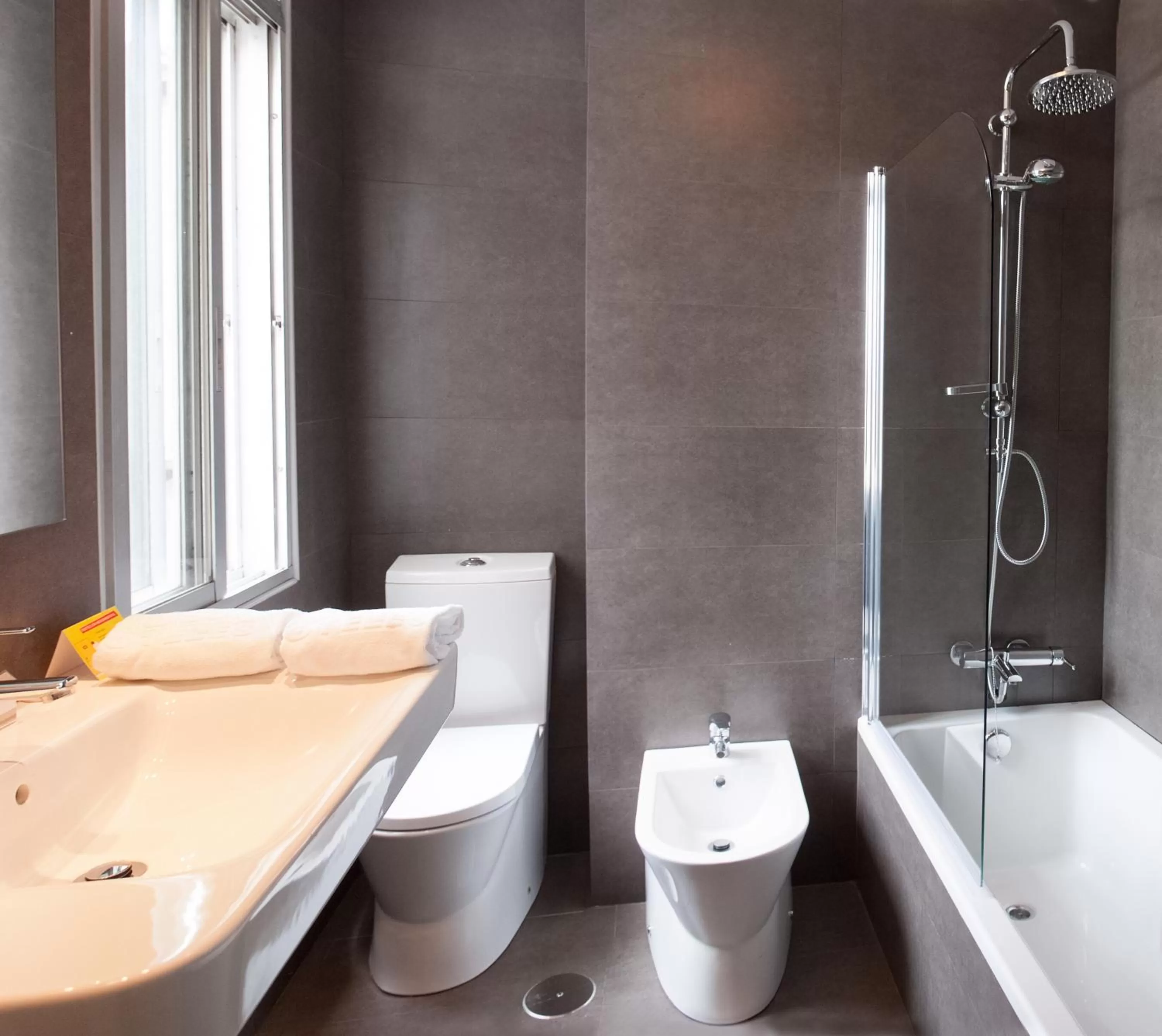 Double or Twin Room in Hotel Universal