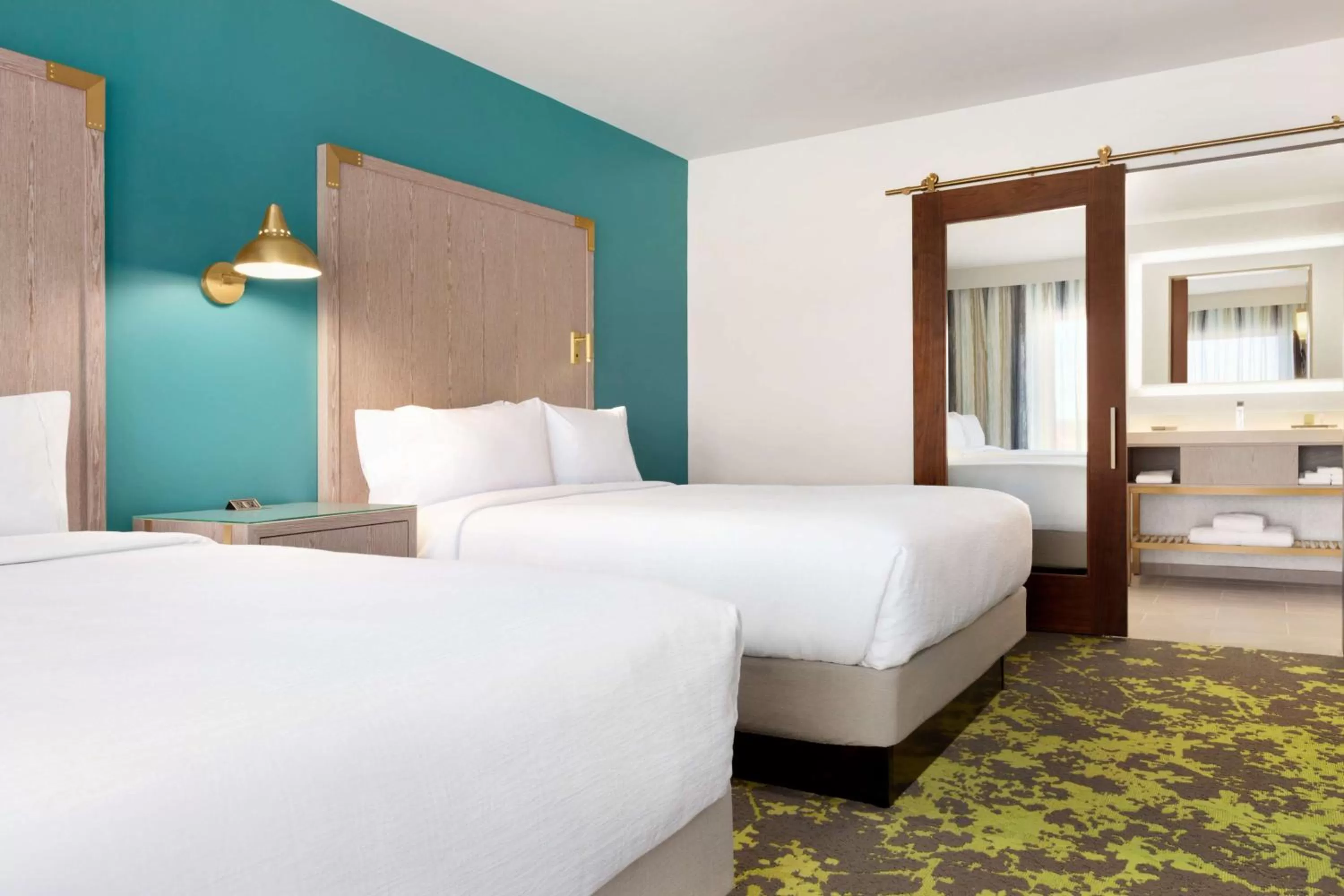 Corner Queen Suite in Embassy Suites By Hilton Boulder