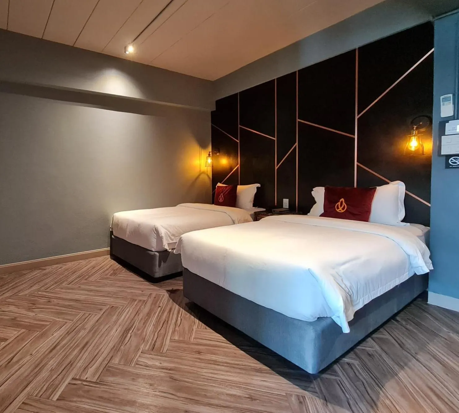Superior Twin Room with City View in Ratchada Boutique Hotel