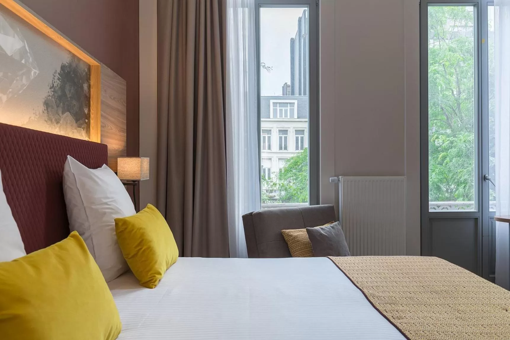 Deluxe Double Room in Leonardo Hotel Antwerpen