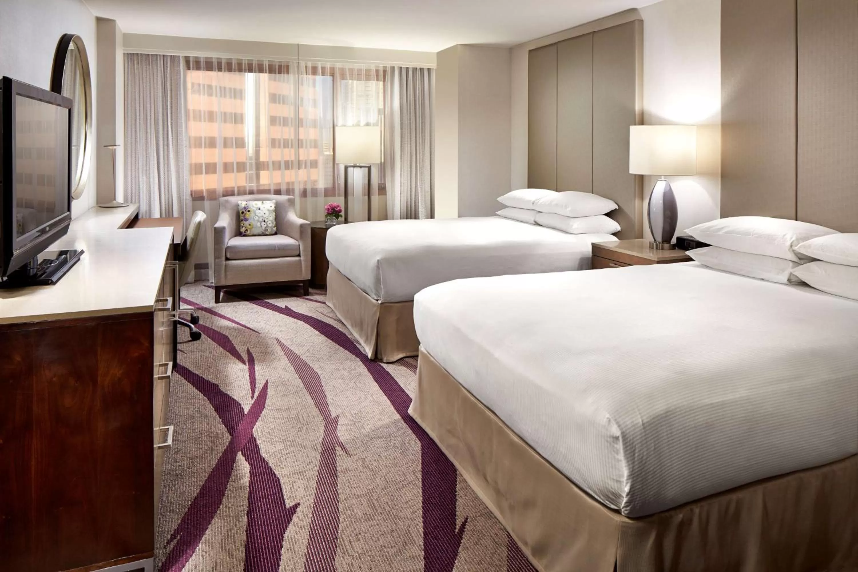 Queen Room with Two Queen Beds in Hilton Long Beach Hotel