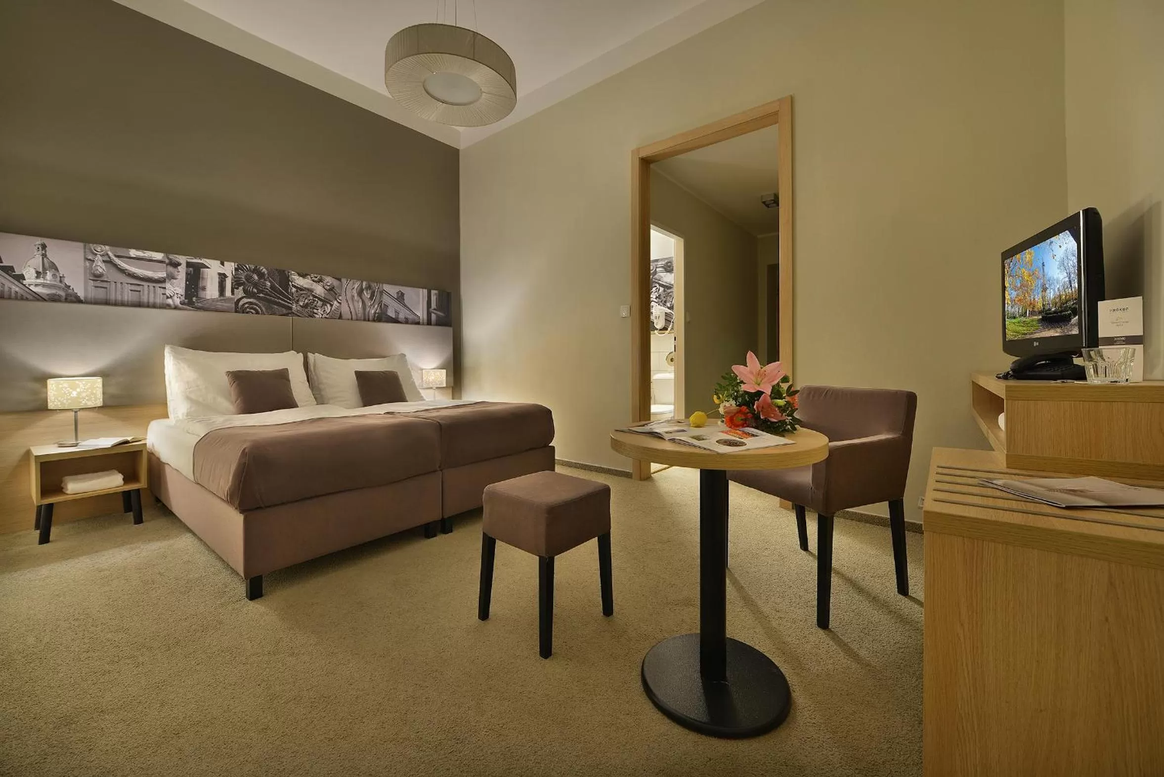 Comfort Double Room in Three Crowns Hotel