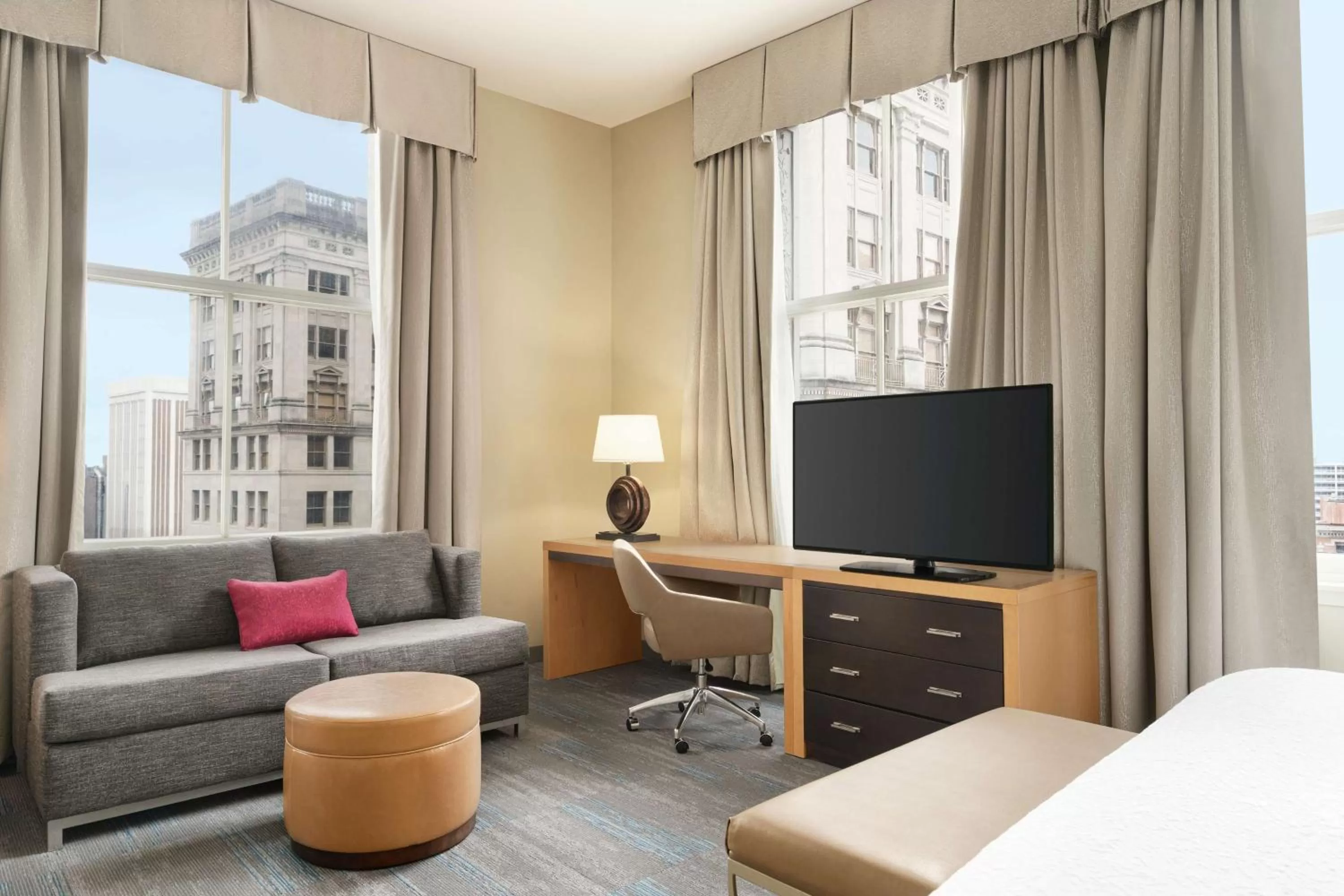 Deluxe King Room - Non-Smoking in Hampton Inn & Suites New Orleans Downtown French Quarter Area