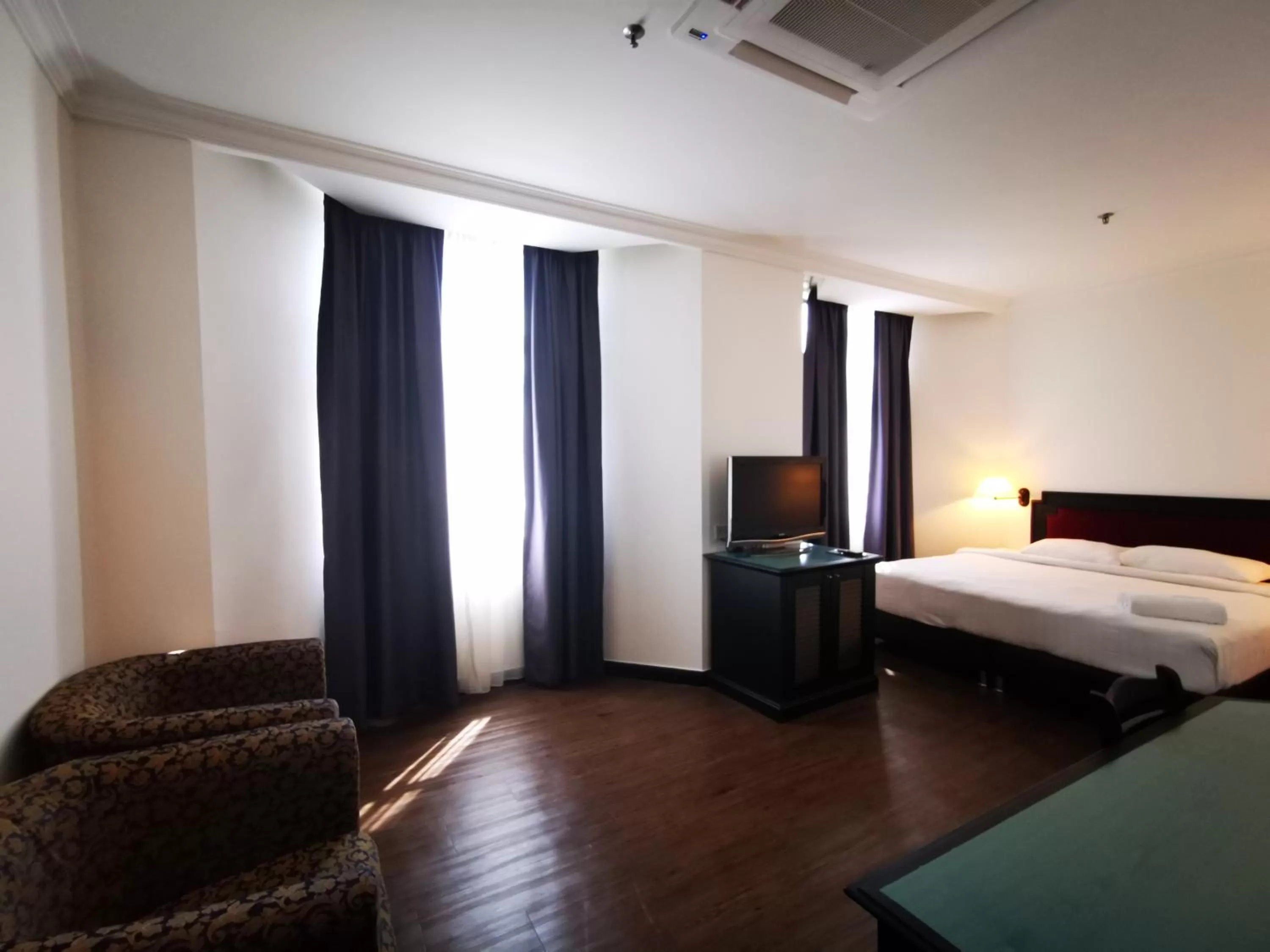 Deluxe Queen Room in Regalodge Hotel & Spa Ipoh