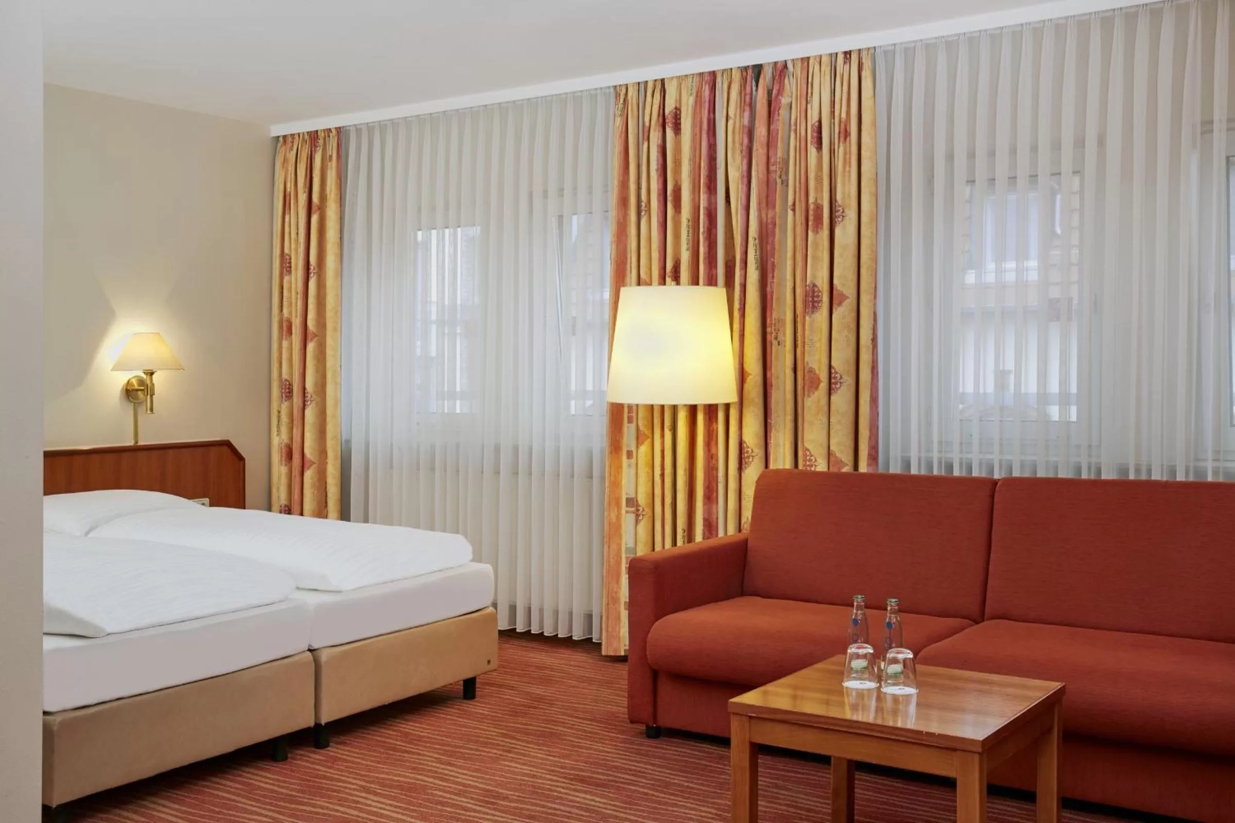 Superior Double Room in Garner Hotel Mannheim City by IHG