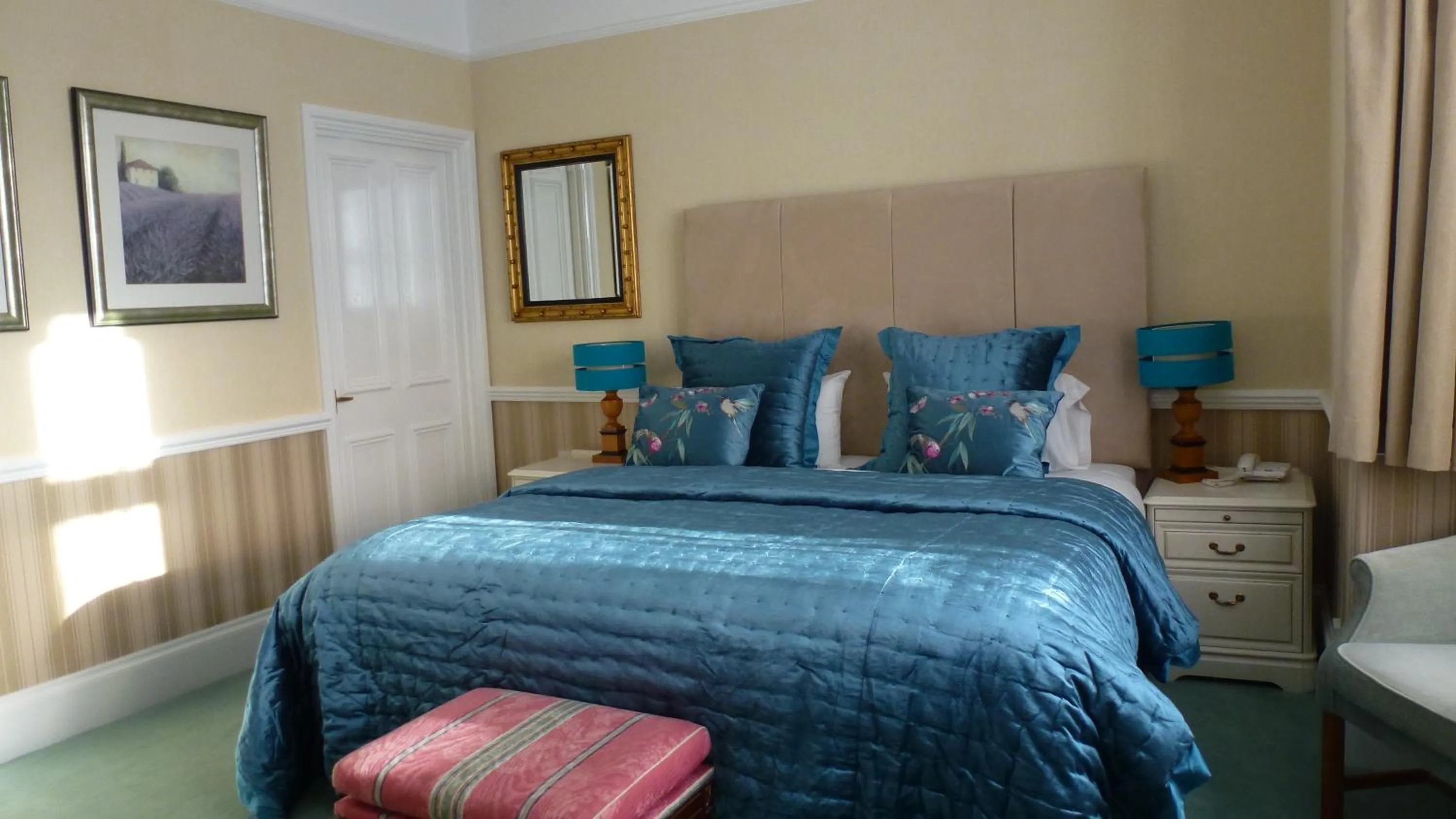 King Room in Beech House Hotel