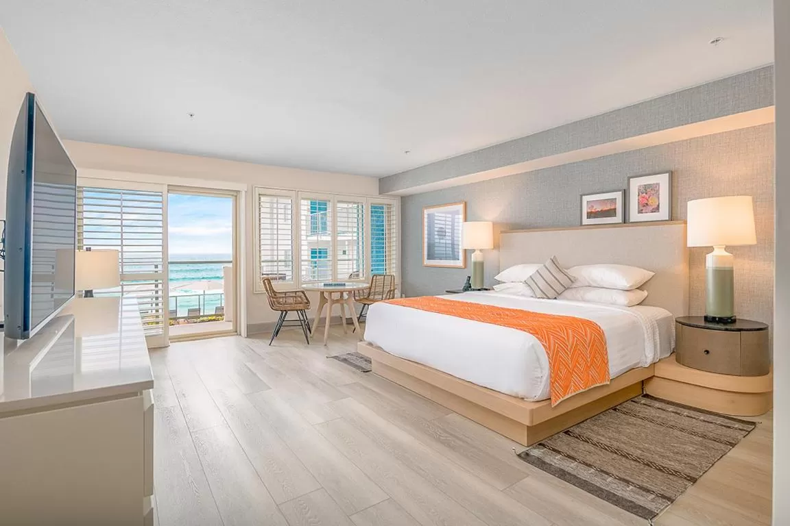 King Room with Sea View - single occupancy in Beach Terrace