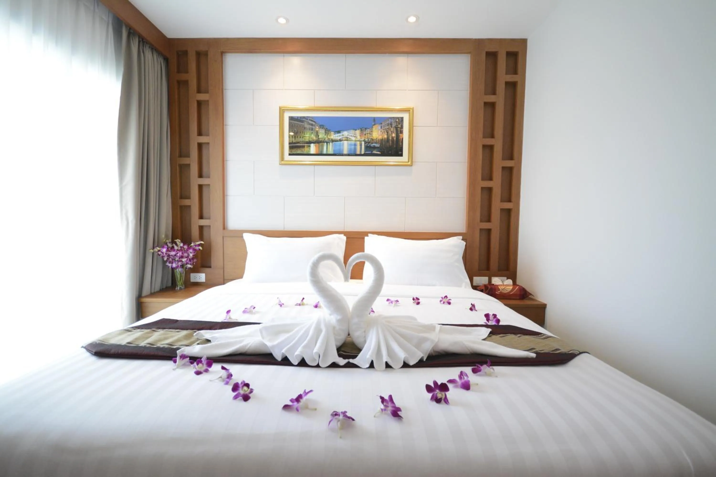 Grand Deluxe Double Room in The Patong Center Hotel