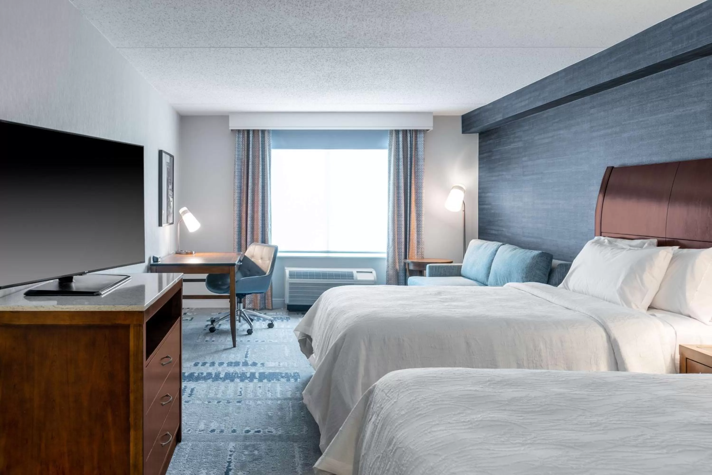 Deluxe Queen Room with Two Queen Beds in Hilton Garden Inn Arlington/Courthouse Plaza