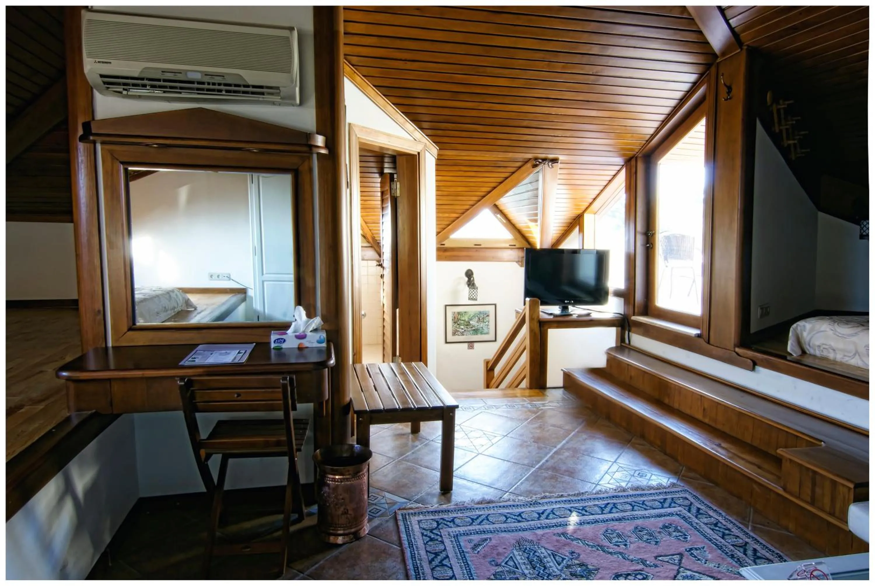 Luxury Quadruple Room in Minyon Hotel