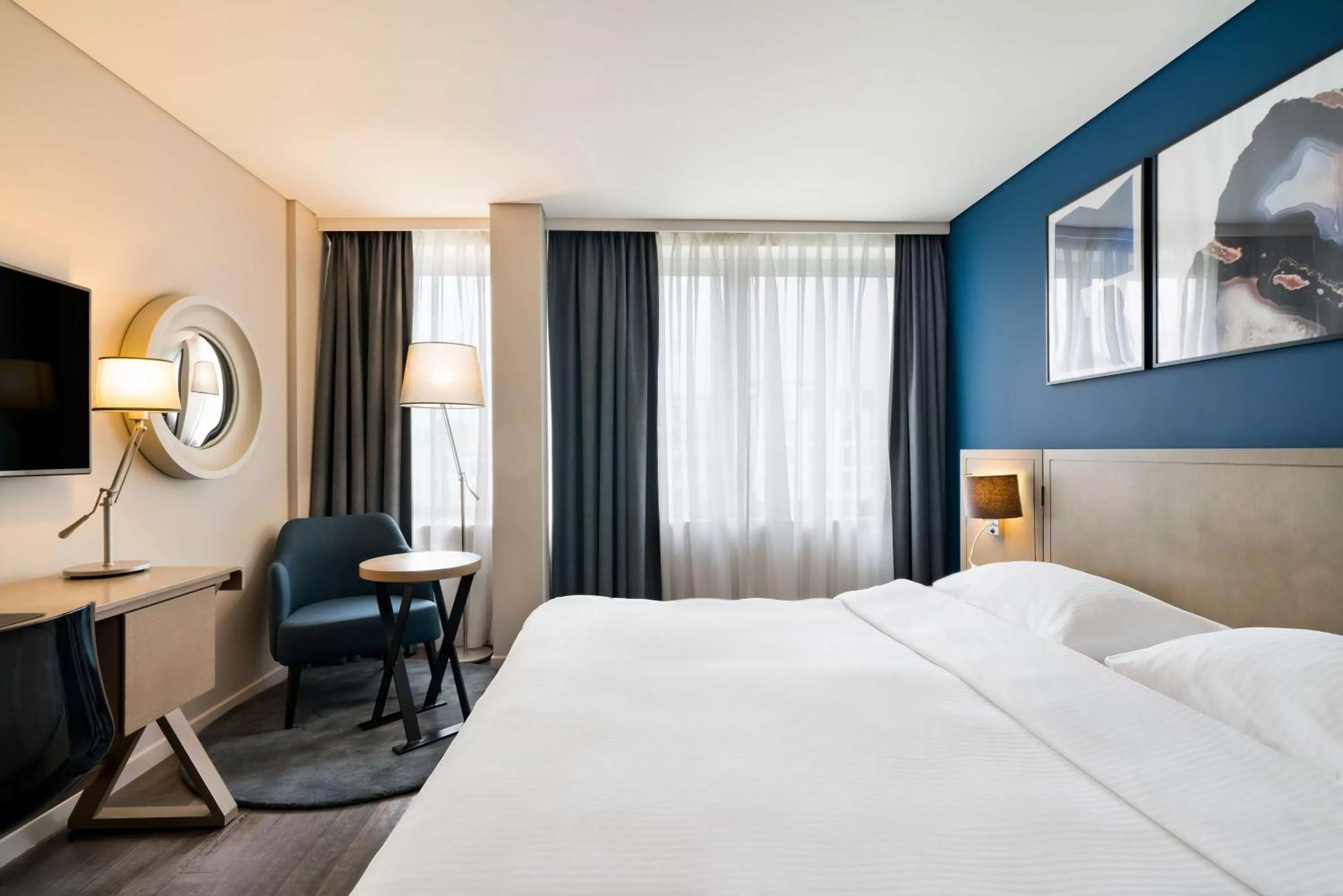 Standard Room with City View in Park Inn by Radisson Antwerp City Centre