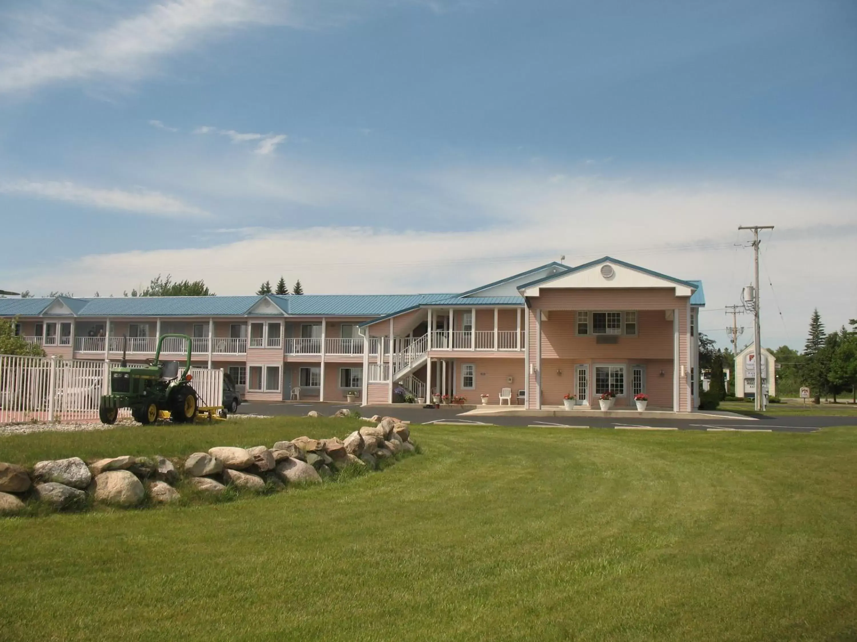 Great Lakes Inn Mackinaw City Great Lakes Inn Mackinaw City