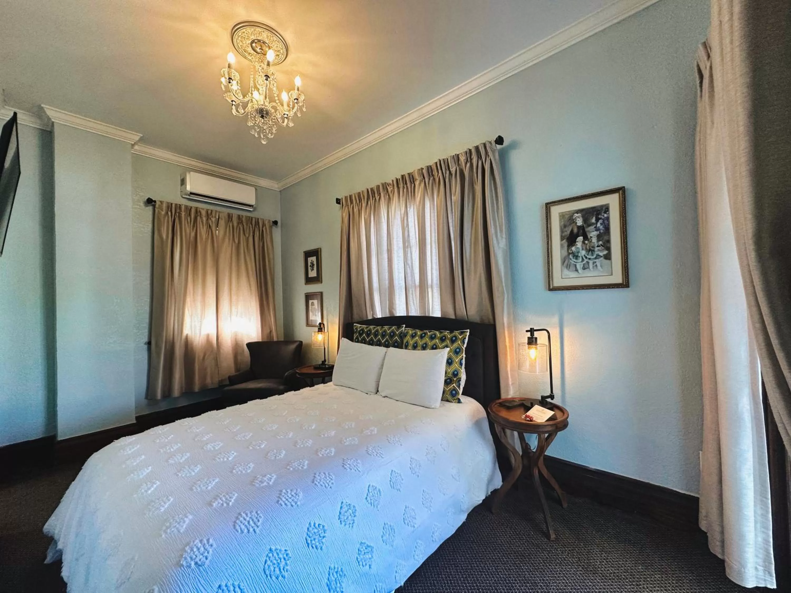 Double Room with Balcony in The Mansion on 17th, formerly Schaefer Haus