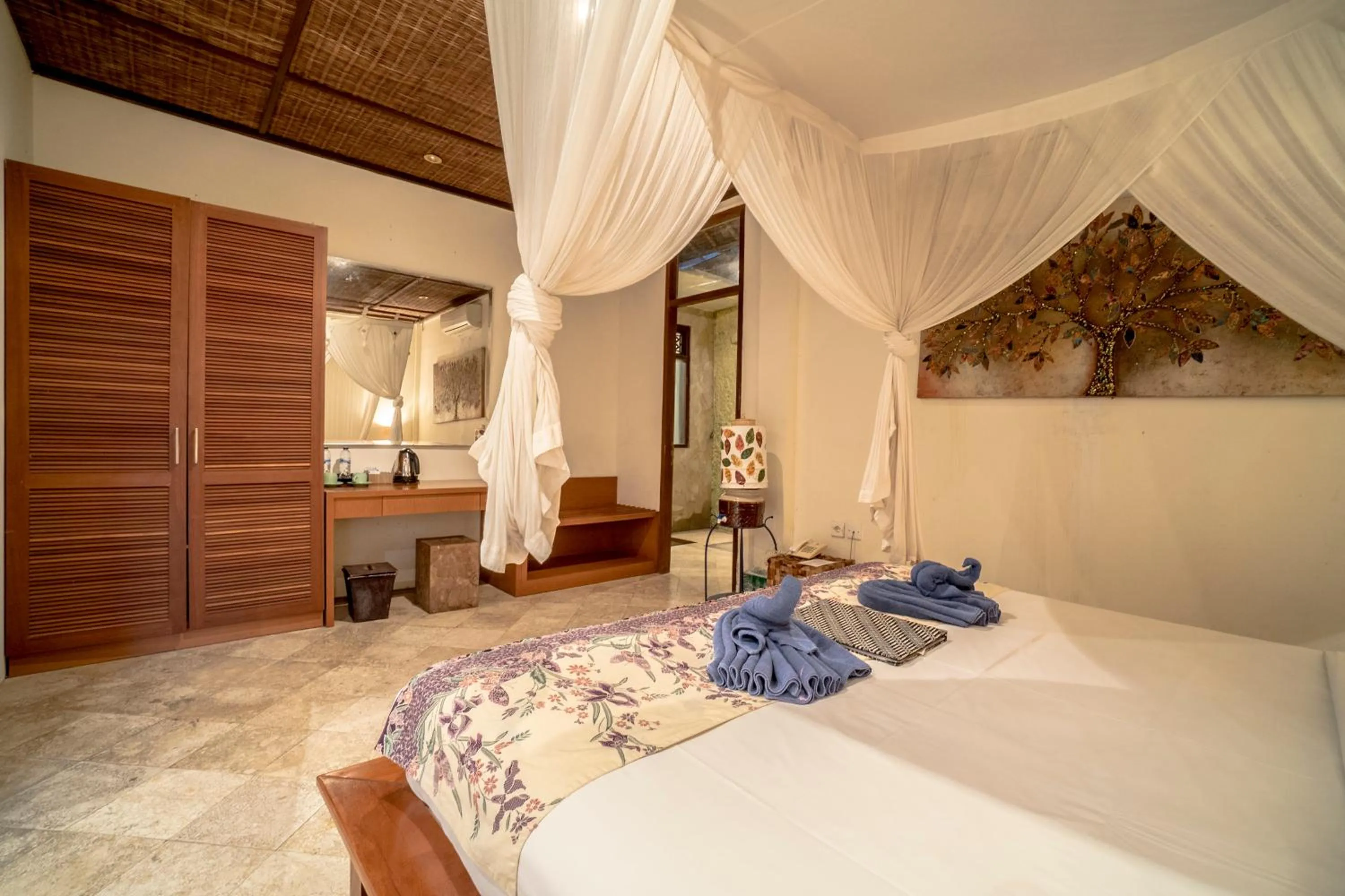 One-Bedroom Bungalow in Gajah Biru Bungalows