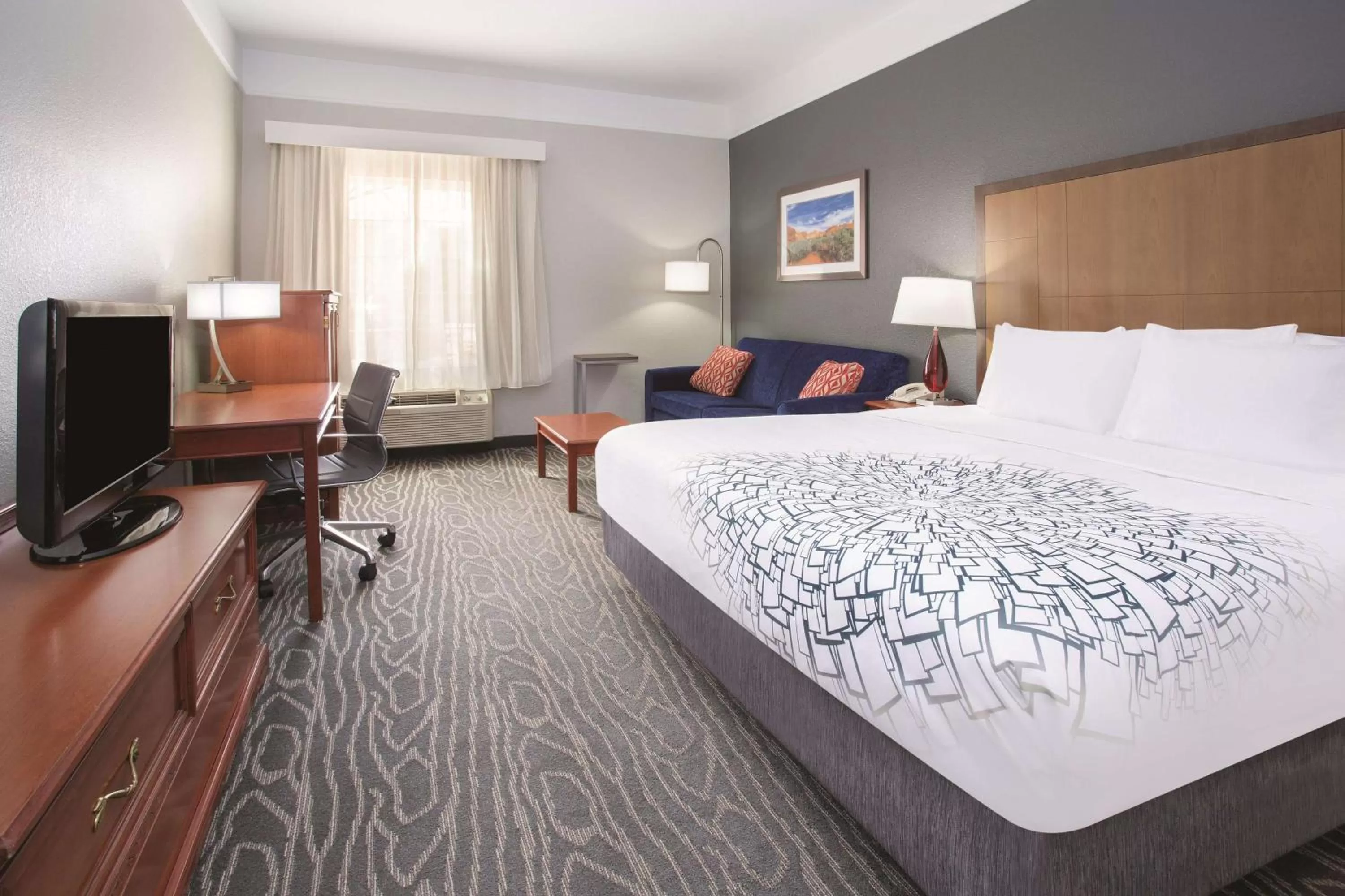 Deluxe King Room - Non-Smoking in La Quinta by Wyndham Gallup