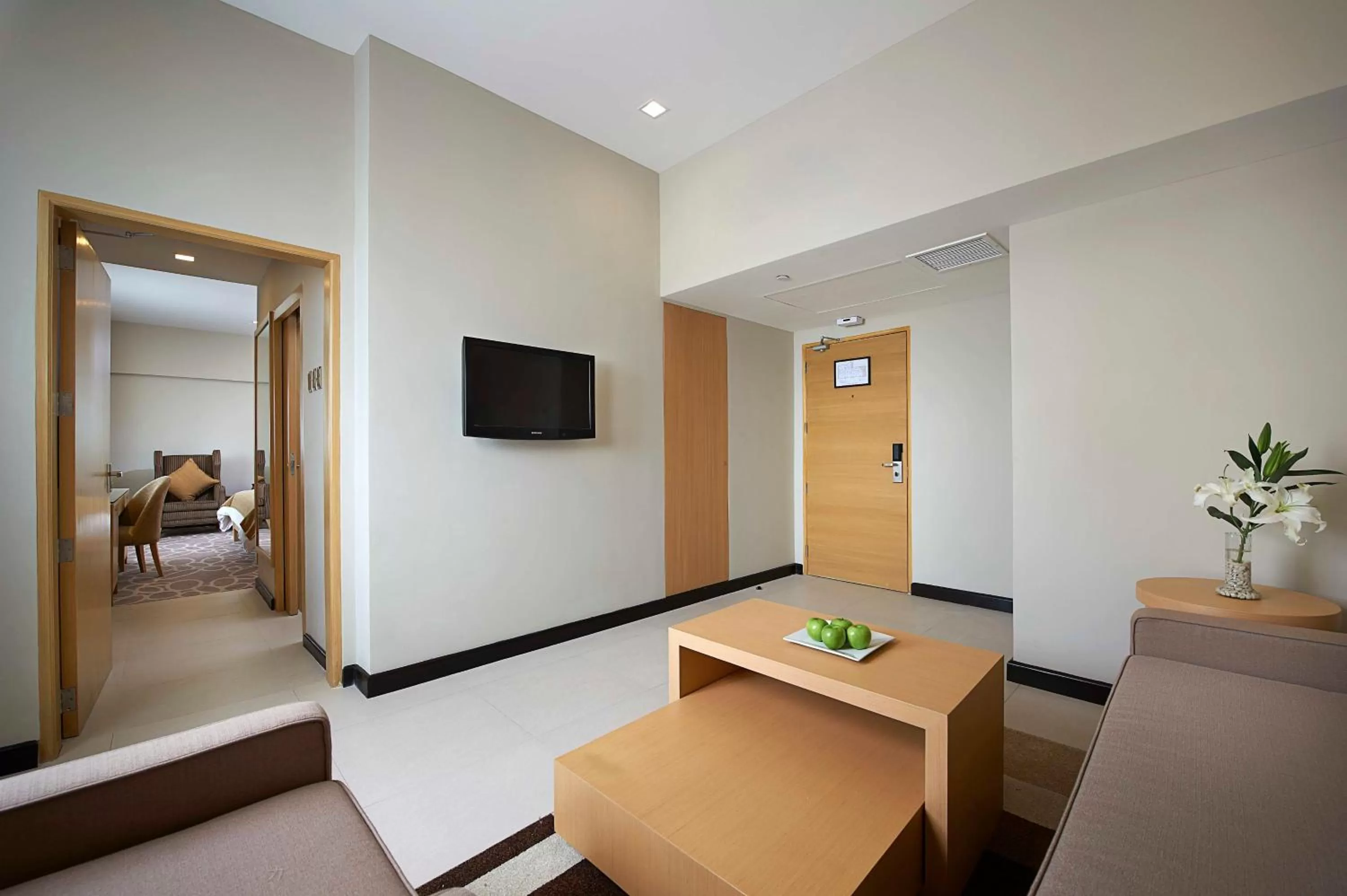 Premier Studio in Berjaya Makati Hotel