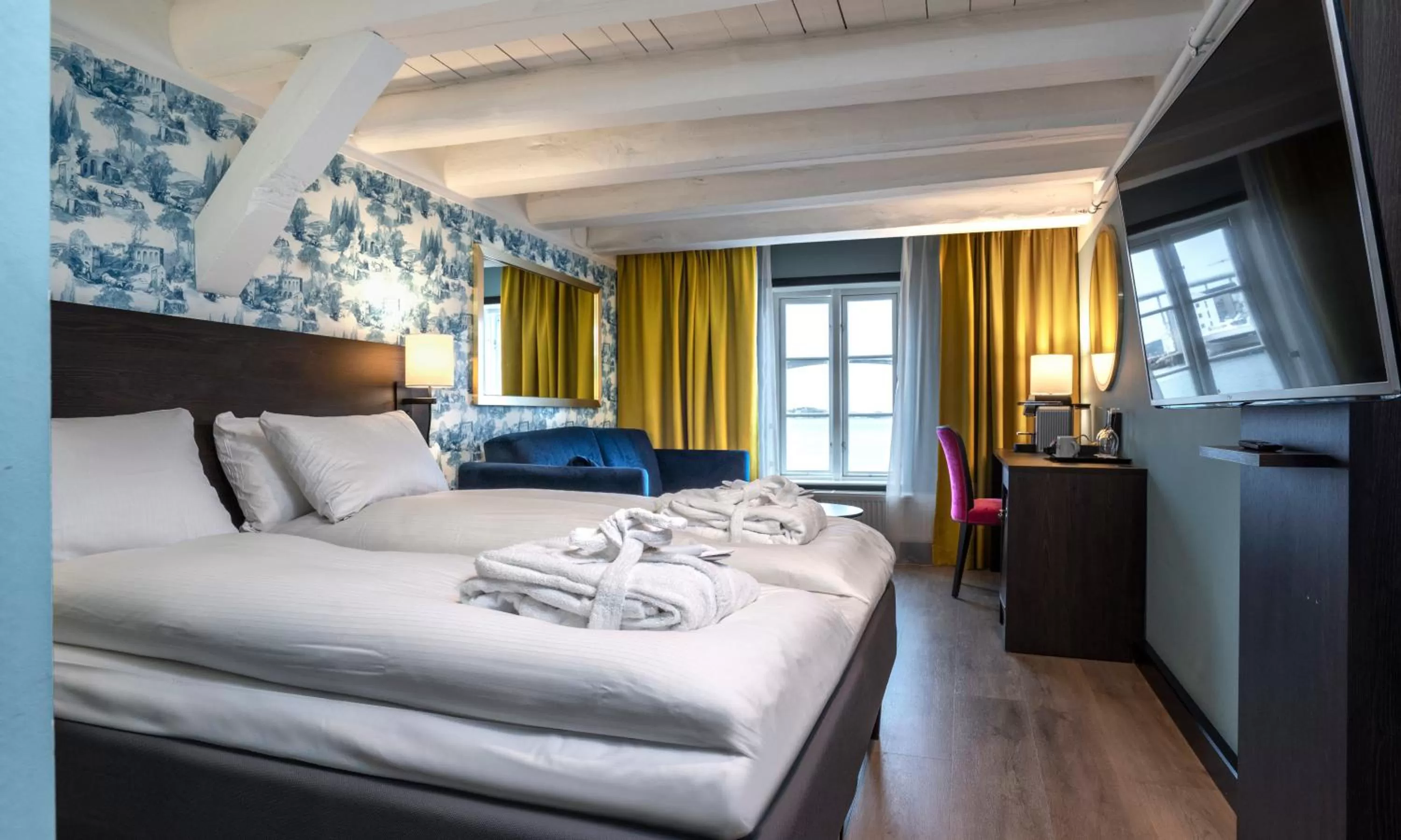 Superior Double Room in Thon Hotel Kristiansund
