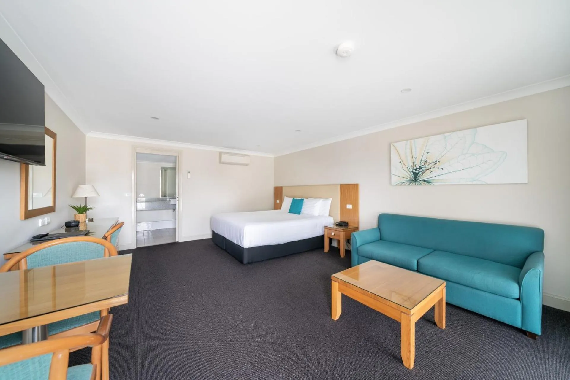 Executive King Room in Heritage Inn Bathurst