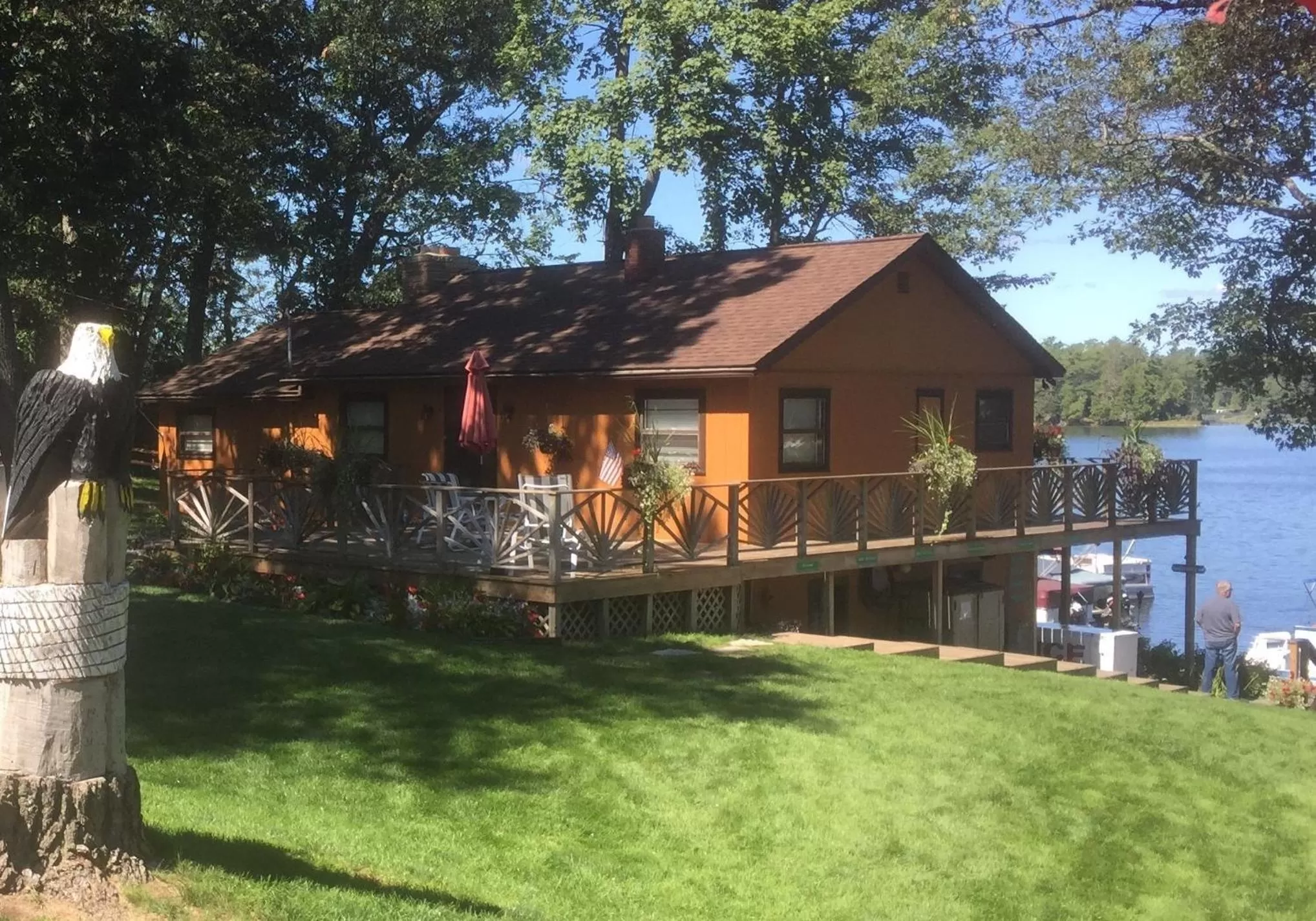 Two-Bedroom House in Clear Lake Resort