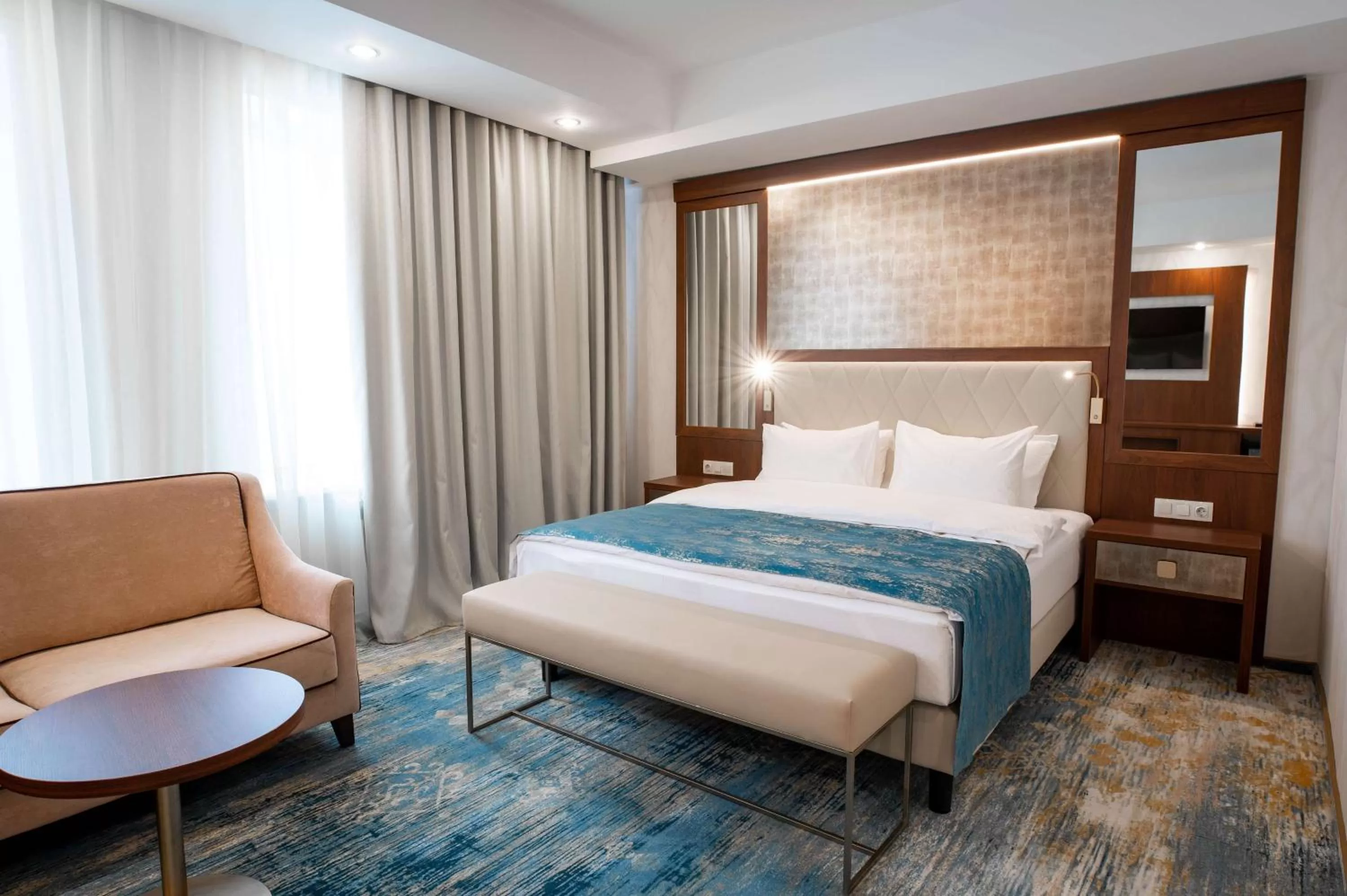 King Suite with Living Room - Non-Smoking in Best Western Plus Oskemen